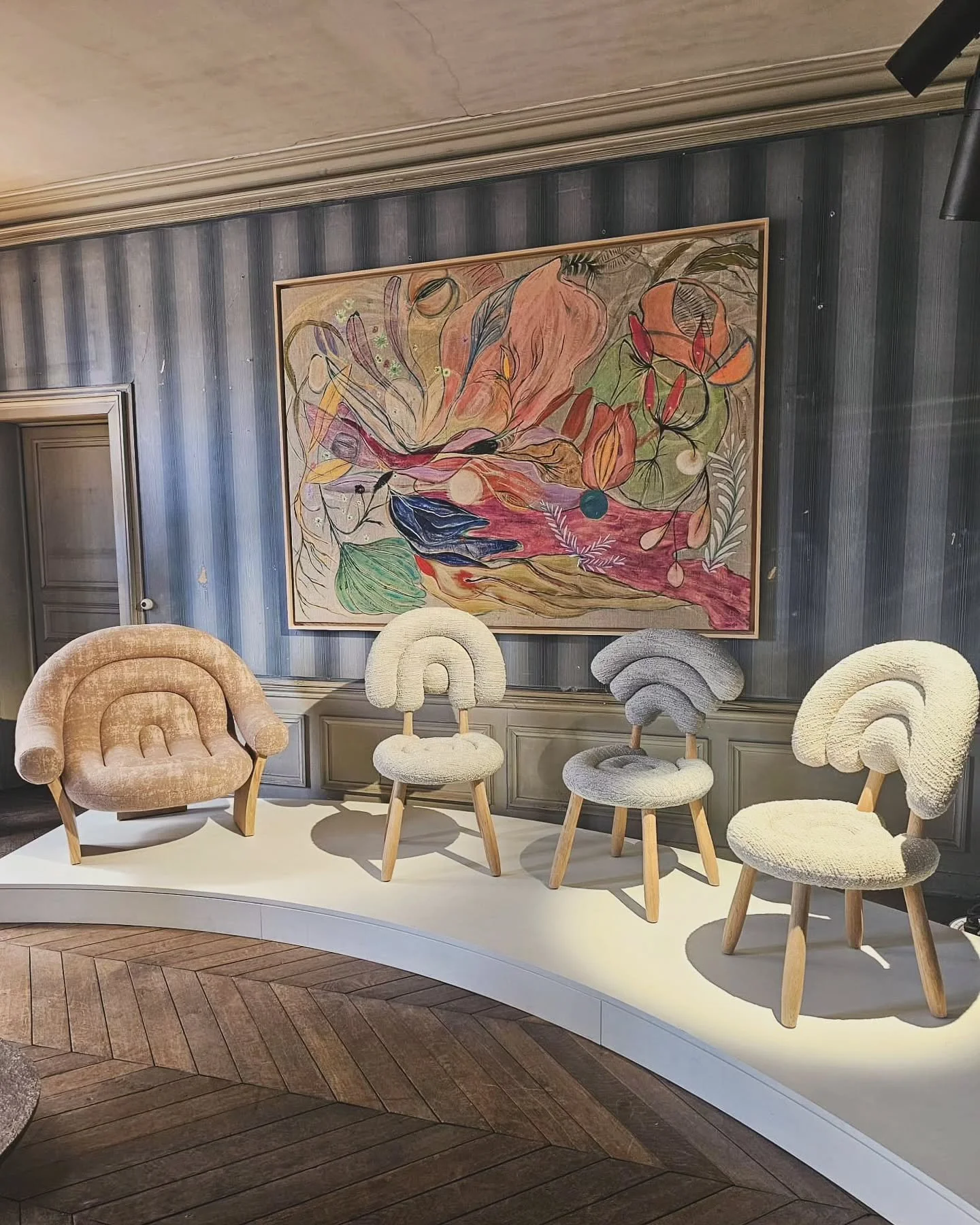 |Our favorites from THEMA 2024|
We discovered some beautiful pieces during this cultural and artistic week in Paris. More discoveries to come...
__________________________
#parisdesign #architecture #designobject #chair #designer #contemporarydesign 