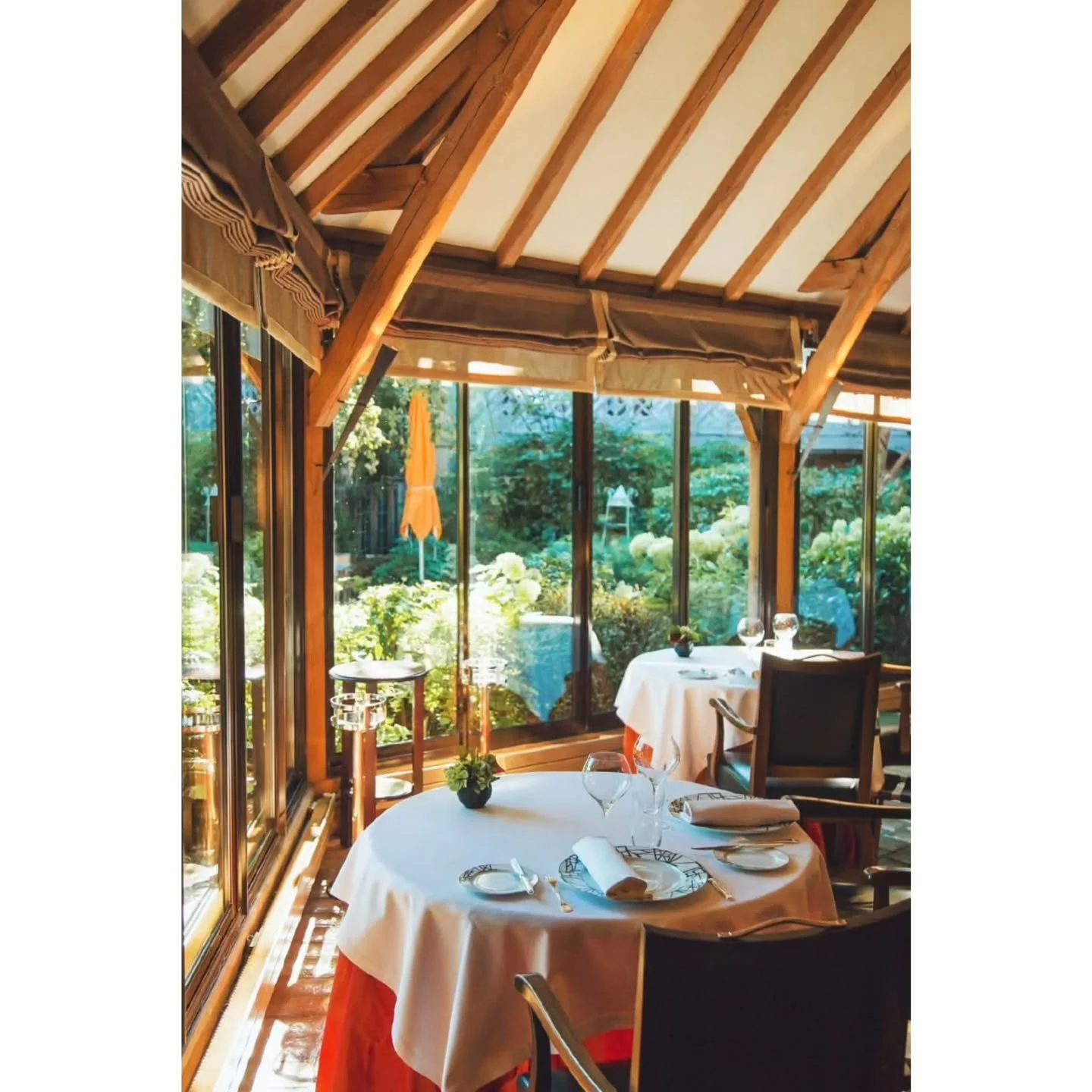 | Summer break | Hidden delights from Bourgogne

D&eacute;lices cach&eacute;s en Bourgogne 

______________________________
#archilovers #architecturedesign #mirabelstudio #restaurant #bourgogne #landscape #traditional