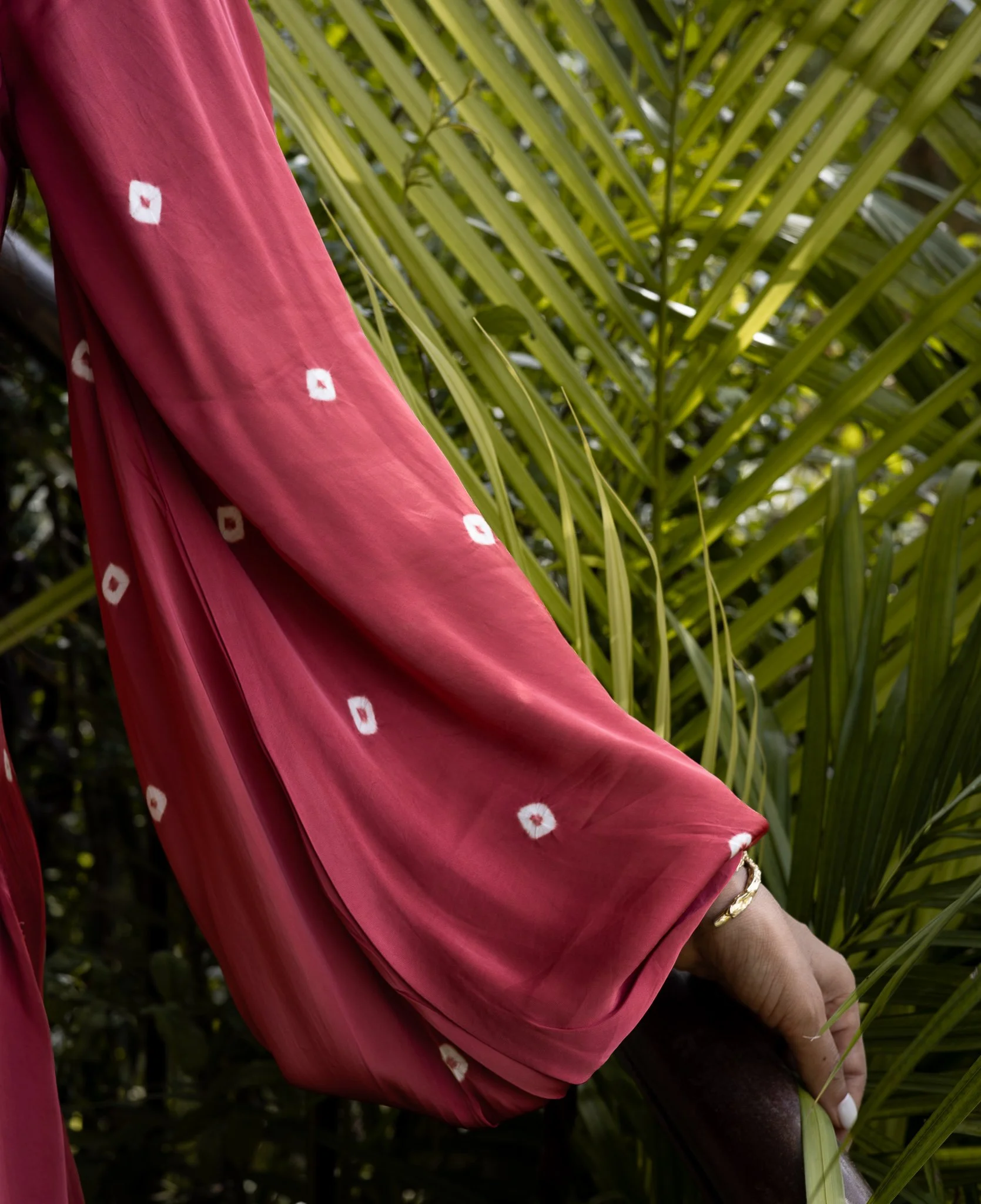 sutrasleeve1.jpg