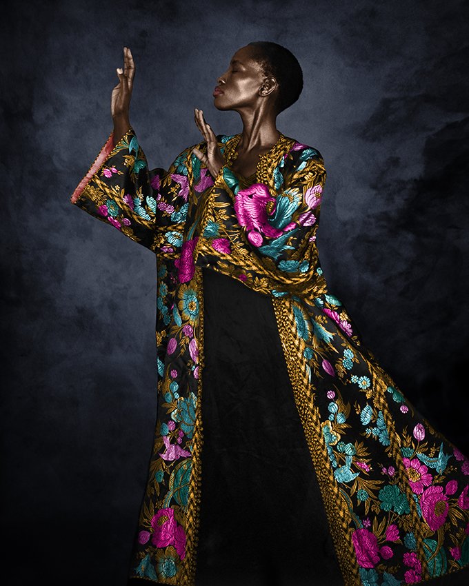 KAFTAN_VeeSpeers.jpg