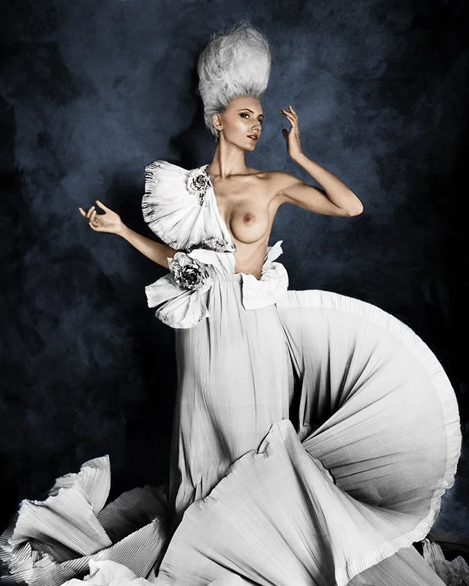PAPERDRESS_VeeSpeers.jpg