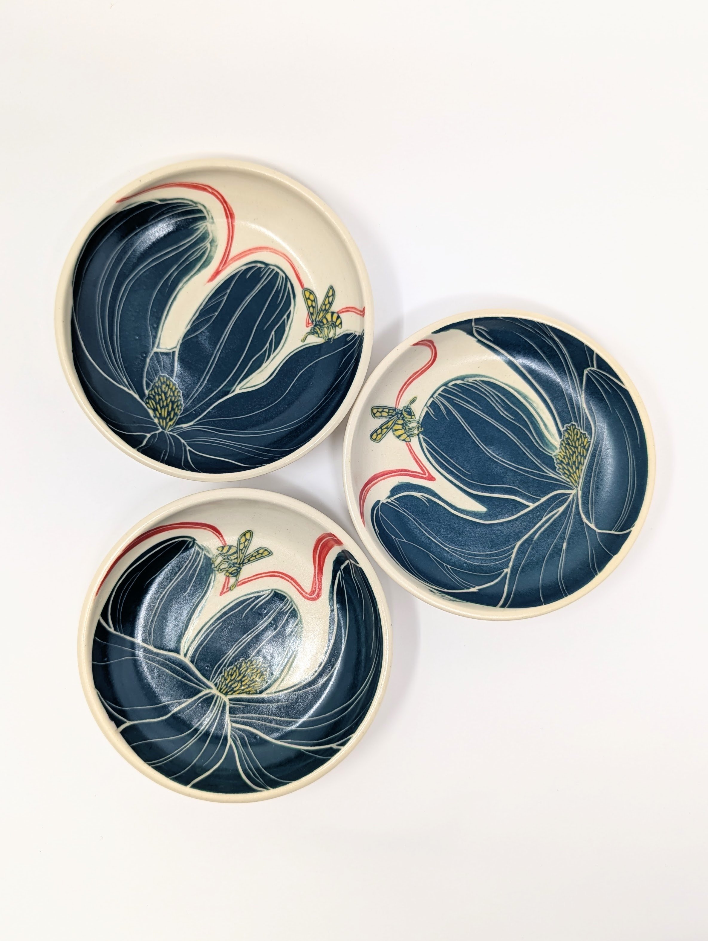 Small Magnolia Dishes
1x5.25x5.25"
$55 each