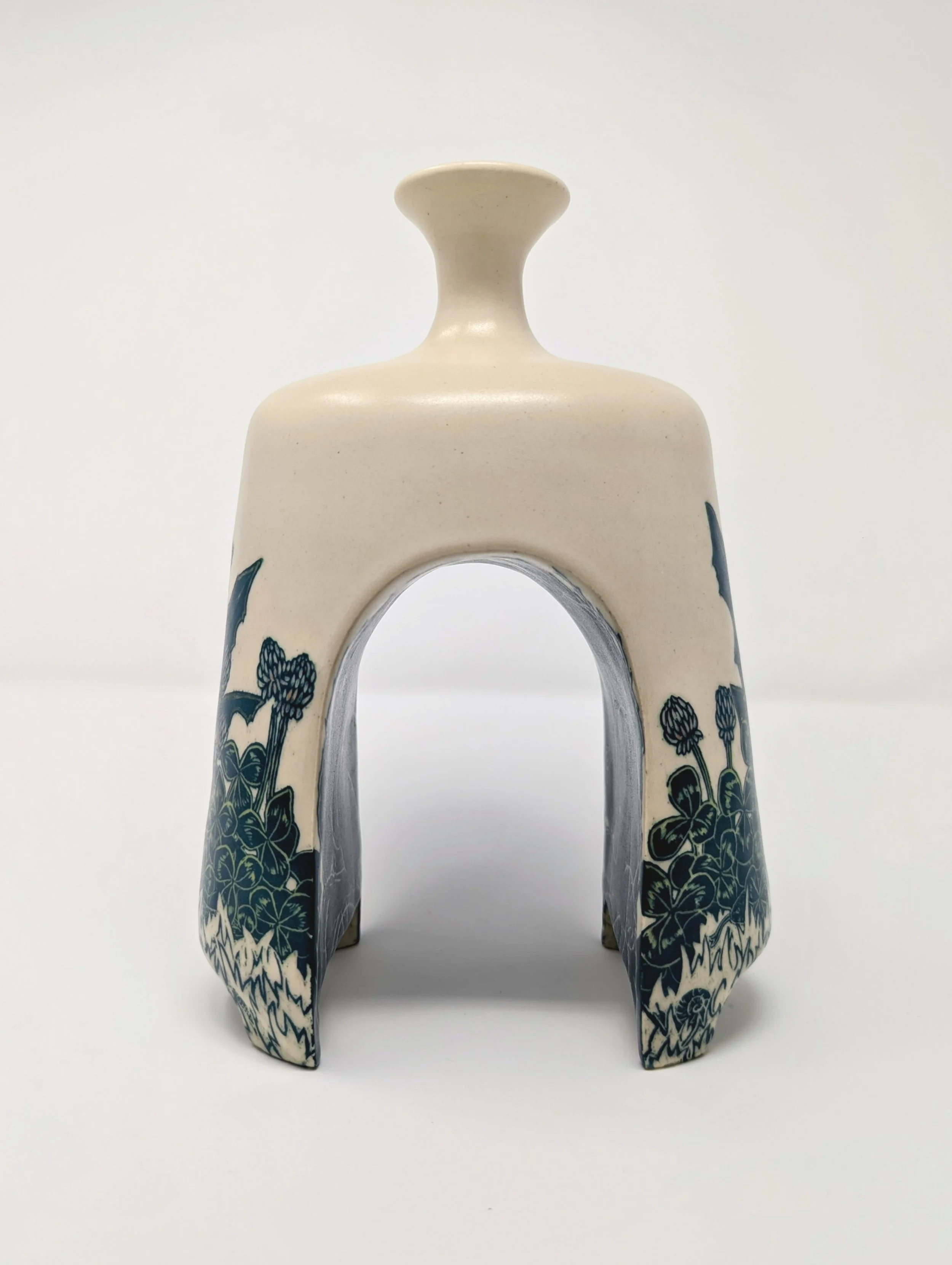 Rabbit Den Cutout vase (2nd view)
9.5x6.5x4"
$495