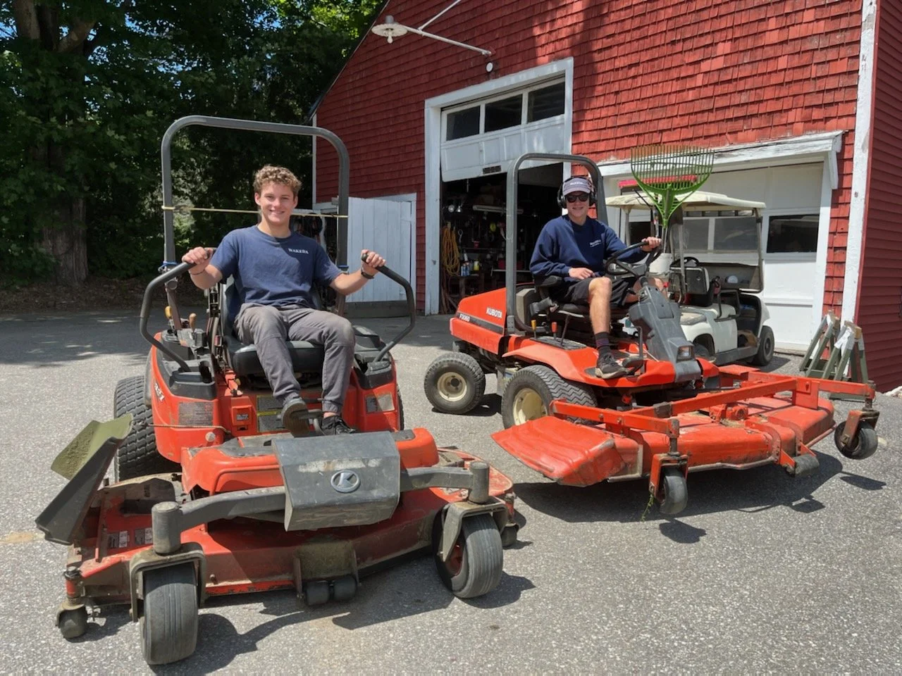 Andrew & Matthew heading out to conquer the grass.