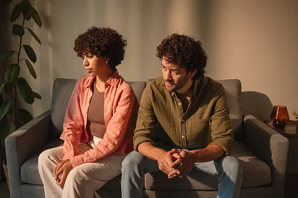 5 Ways to Recognize and Repair Communication Breakdowns in Your Relationship