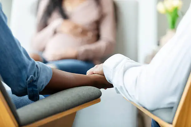 7 Clear Signs It Is Time to Seek Relationship Therapy for Couples, Families, and Individuals