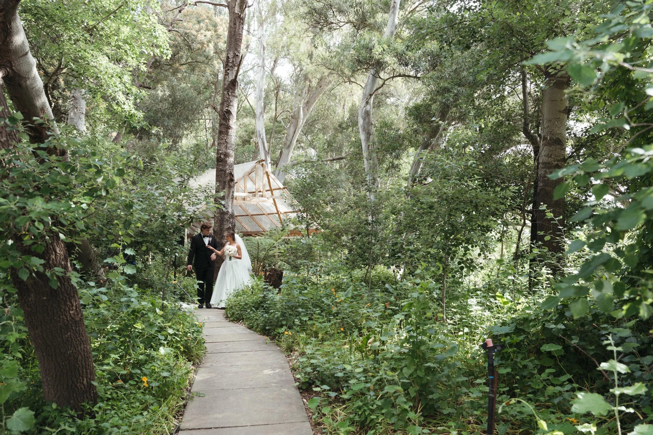 MOYPHOTOGRAPHY_MARGUERITEANDROY_BOSCHENDALWEDDING_BRIDEANDGROOM_35.jpg