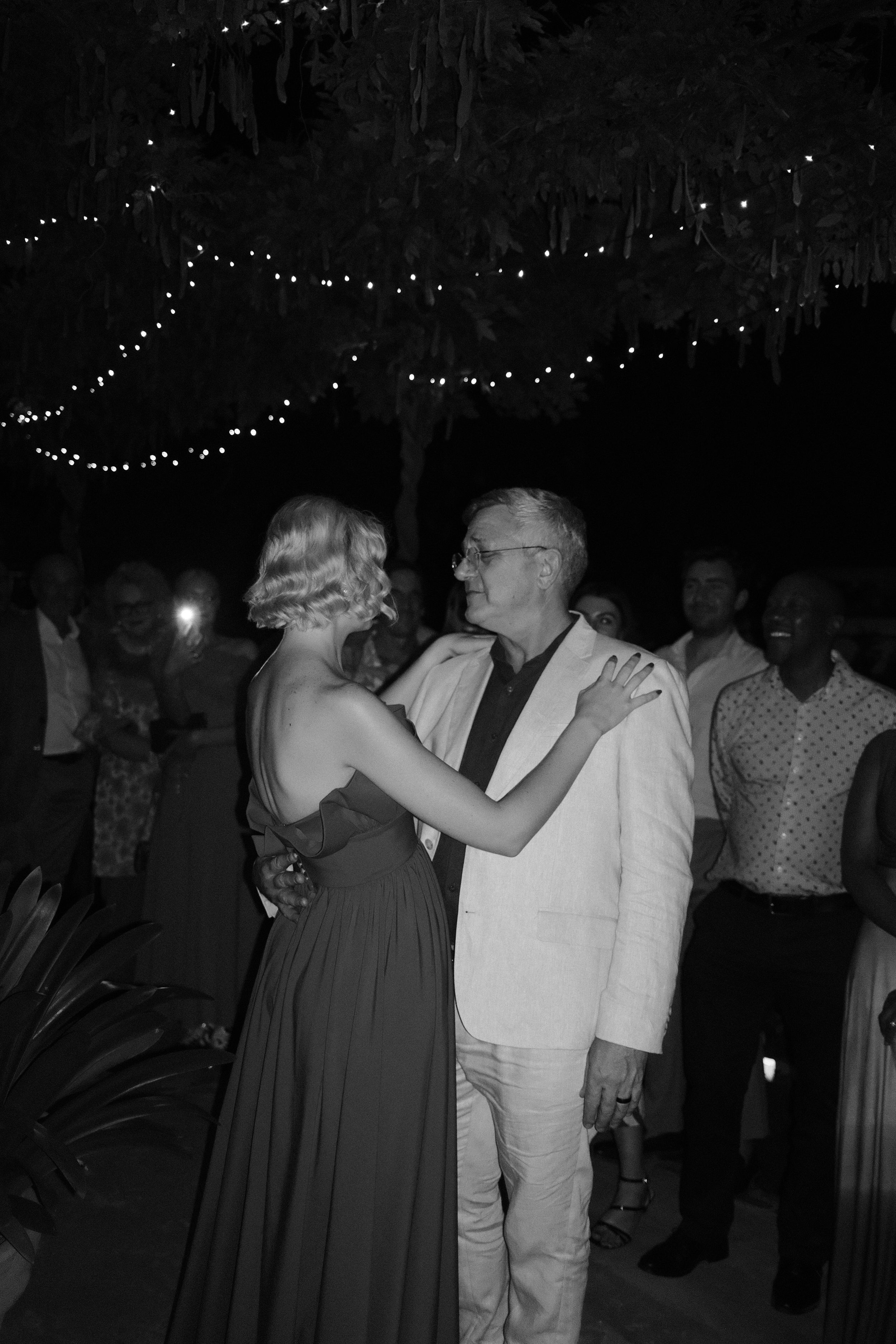 WEDDING_FILM_JONKMANSHOF_MIXTURE_CARLI_DEON_133.JPG