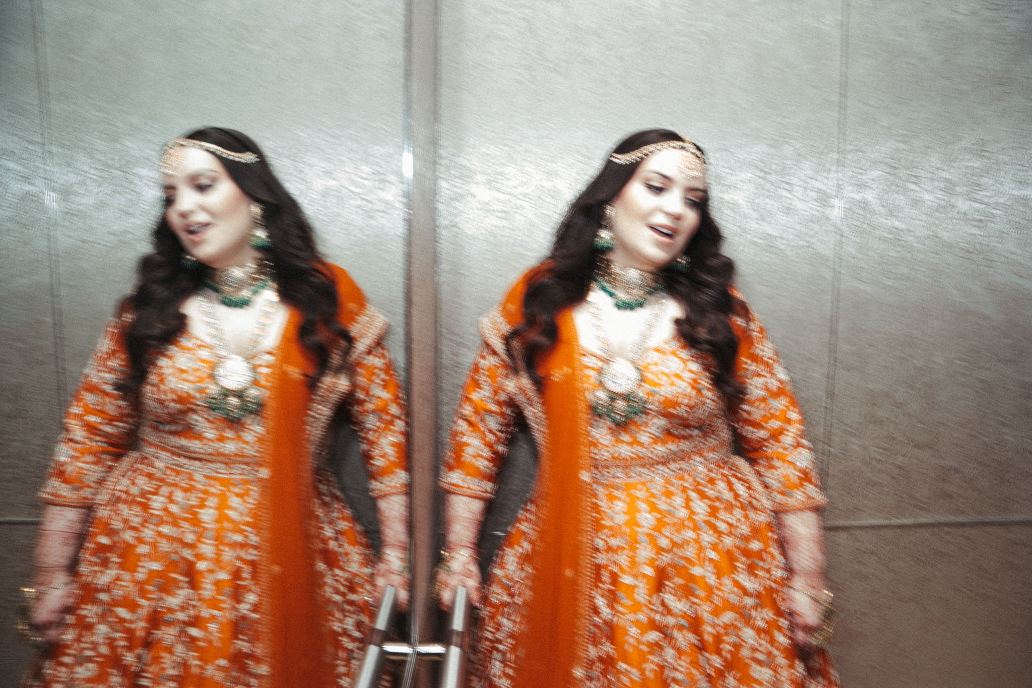 DONNA GETTING READY_60.jpg