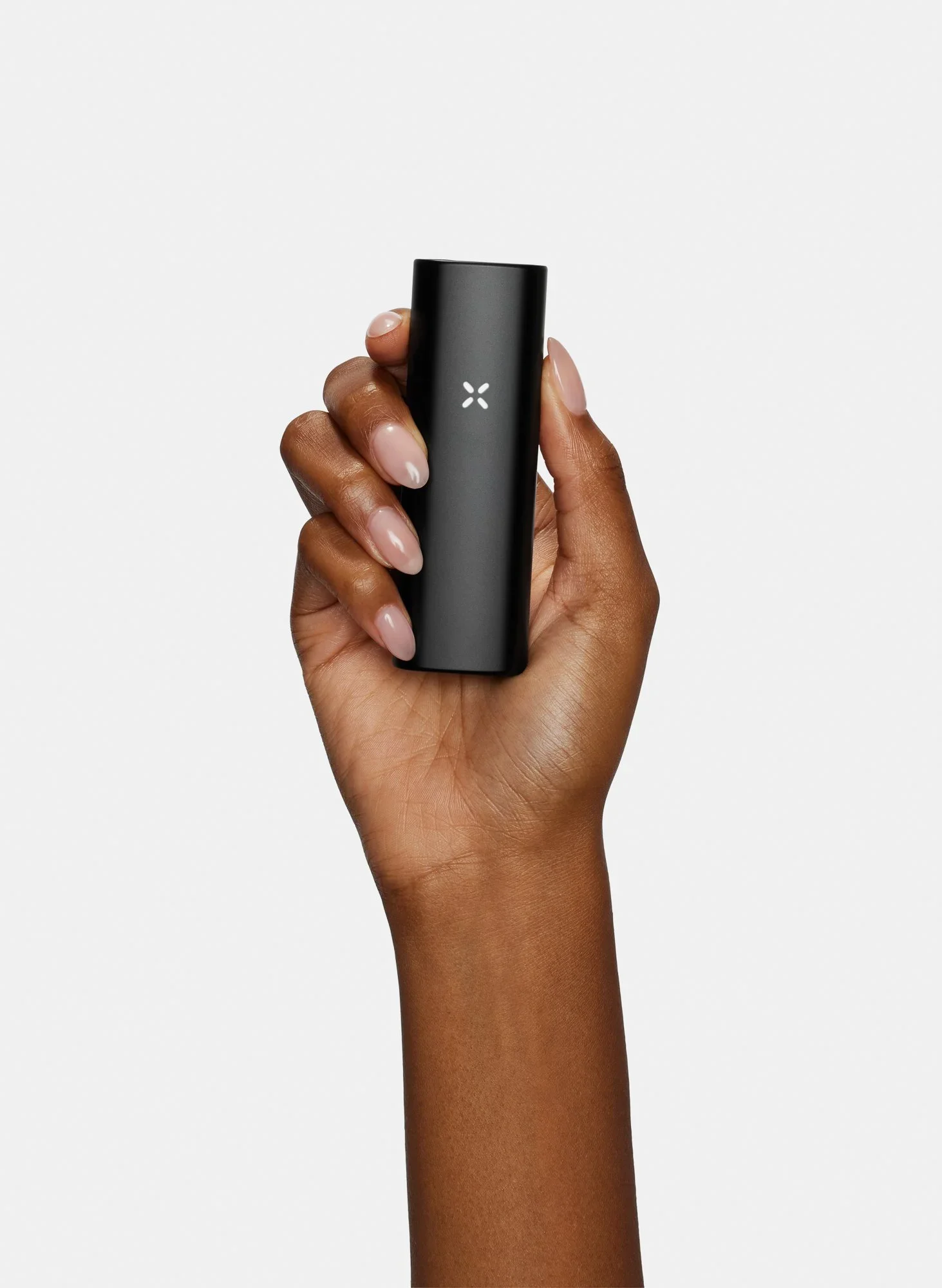 PAXMINI.BLACK.HAND.FRONT_0296.webp