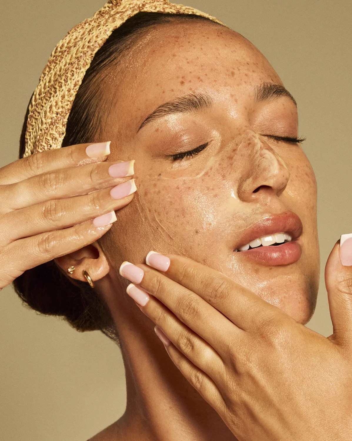 True Botanicals20853_B_RT_alt crop.jpg