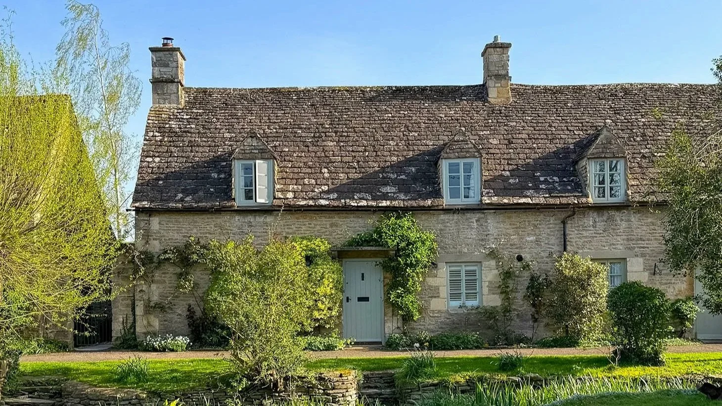 South Cerney: The Cotswolds Unsung Gem for Modern Living