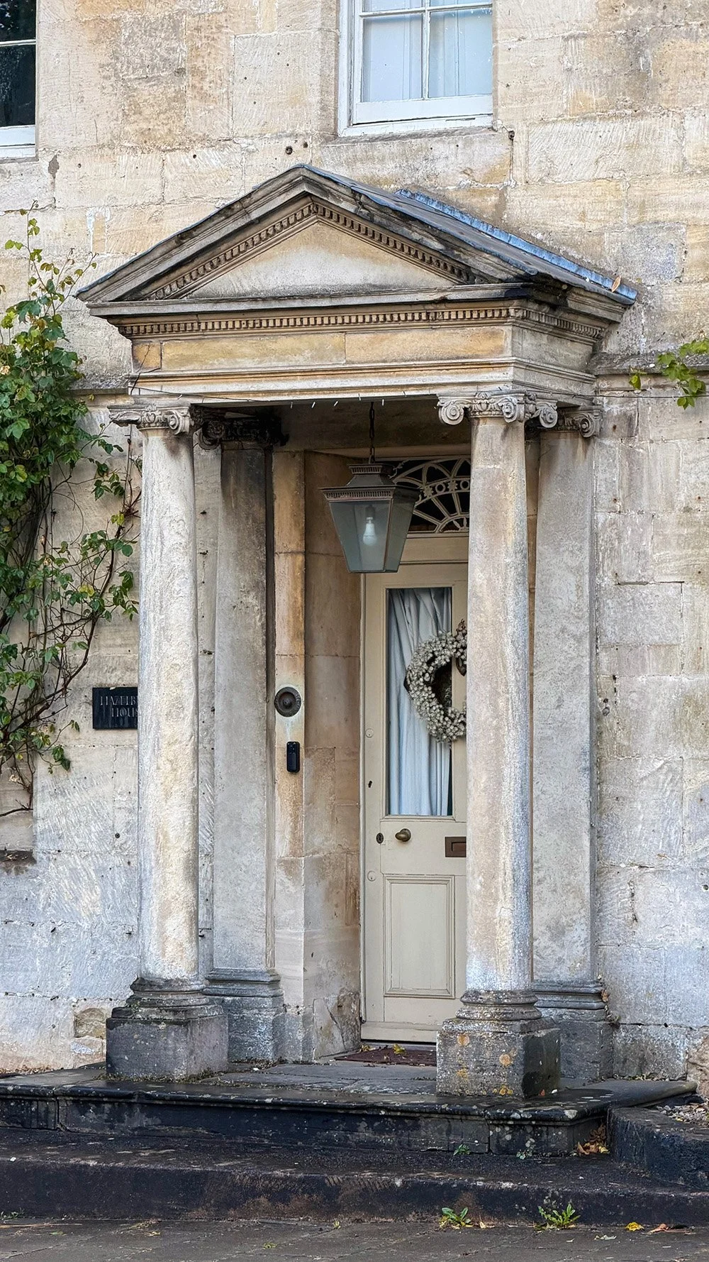 painswick-architecture.jpg