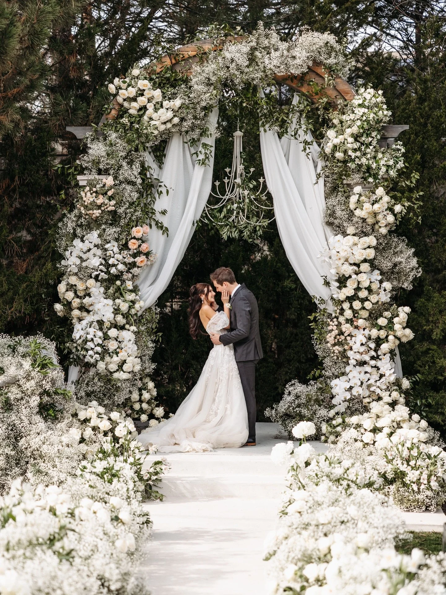 Still not over this day 🥹✨

The best time with these cuties and don&rsquo;t even get me started on the florals&hellip; I&rsquo;m still dreaming about them.