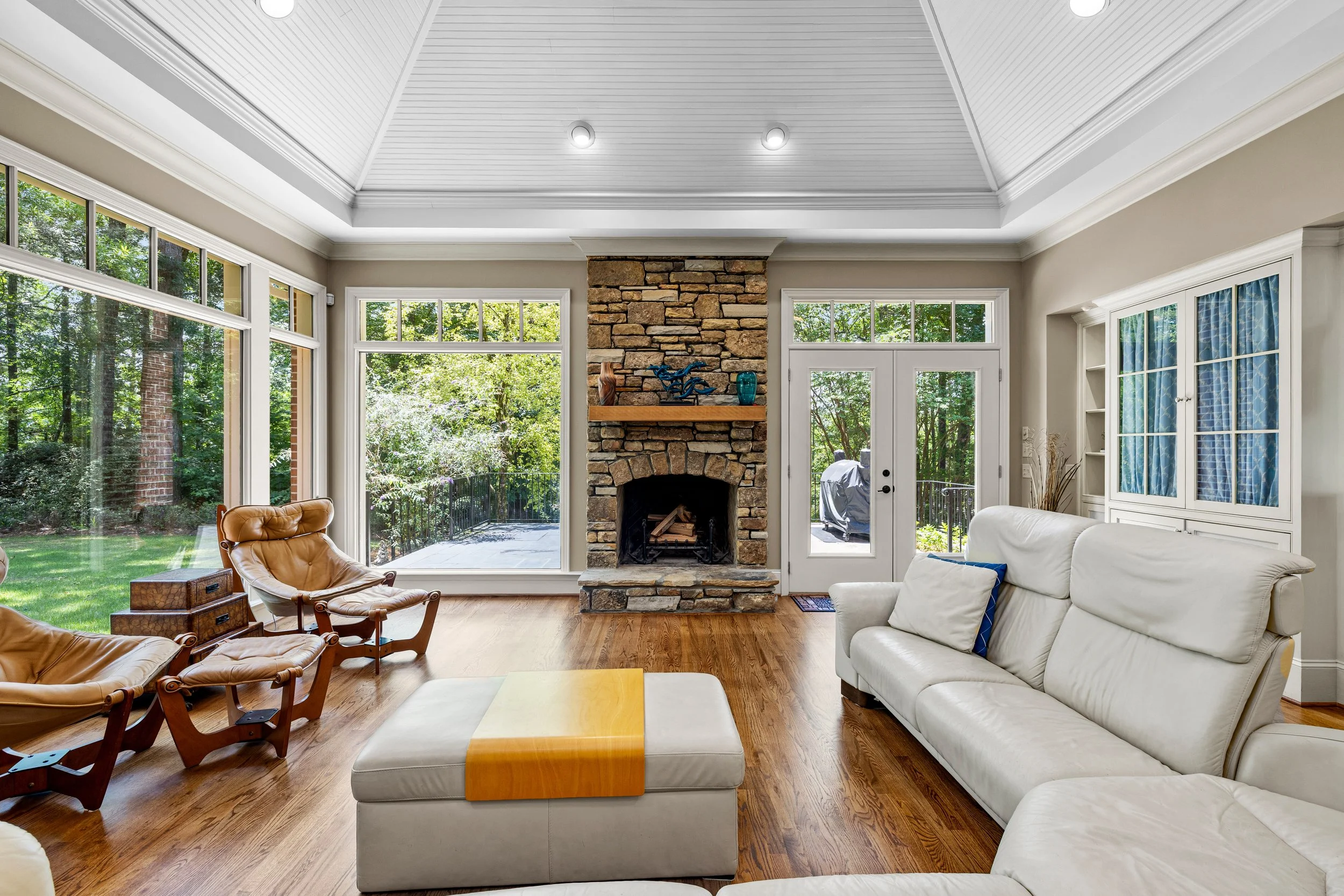 114 Willowcrest Way-160.jpg