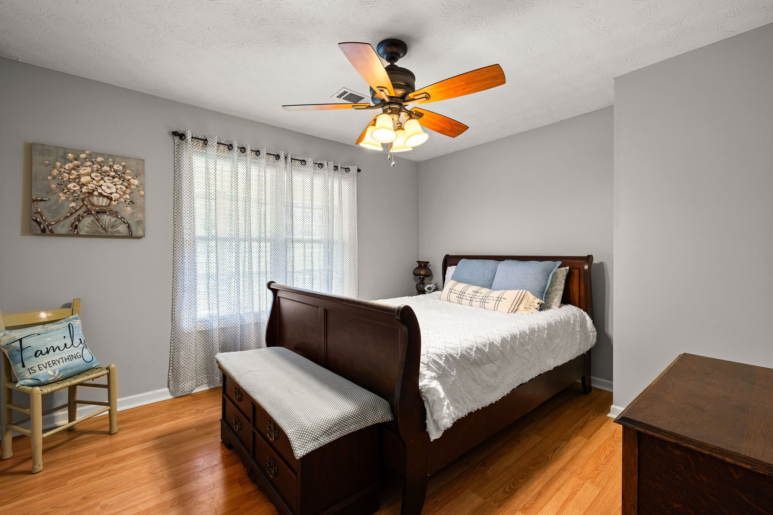 114 Copper Creek Dr-37.jpg