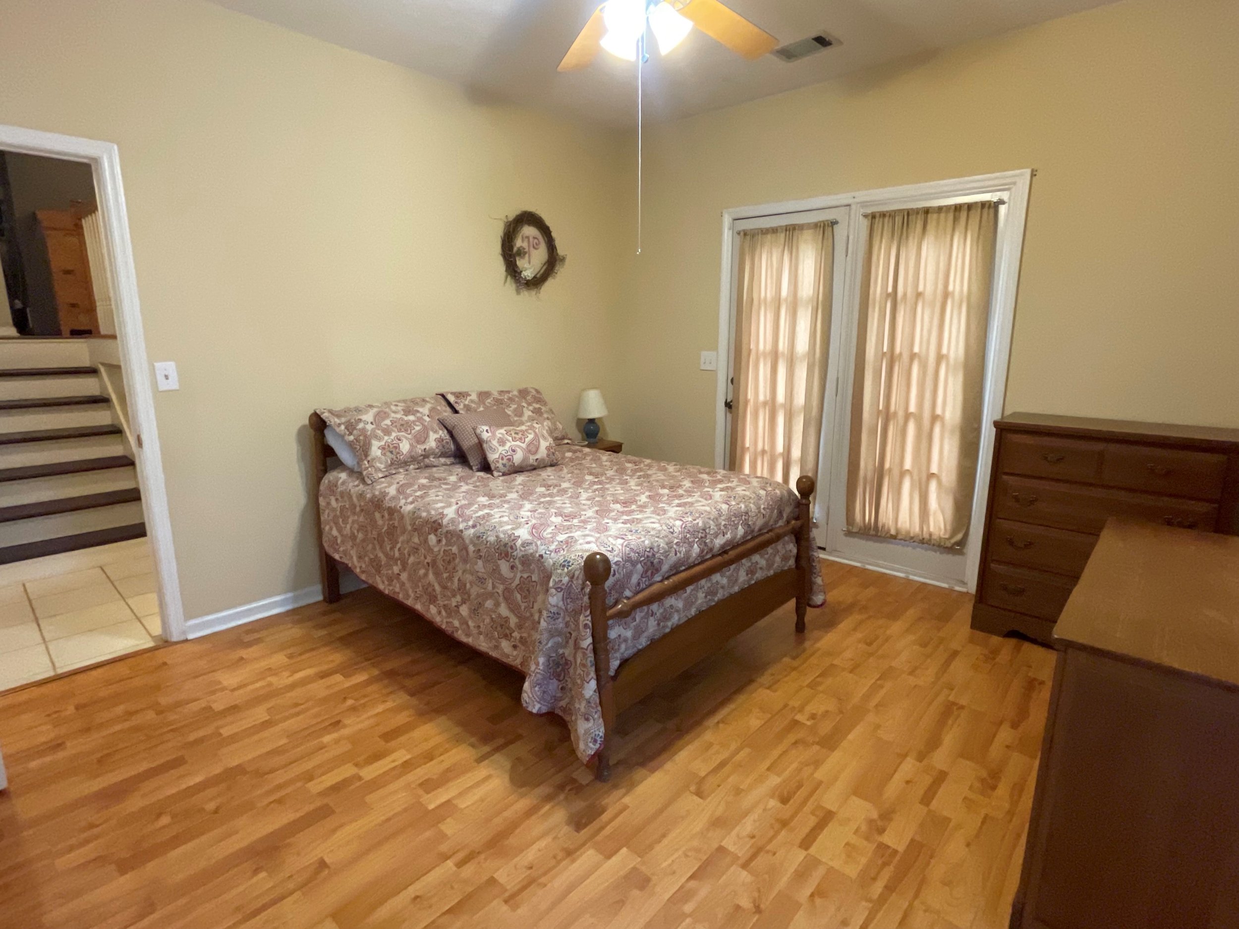 bed 3.jpg