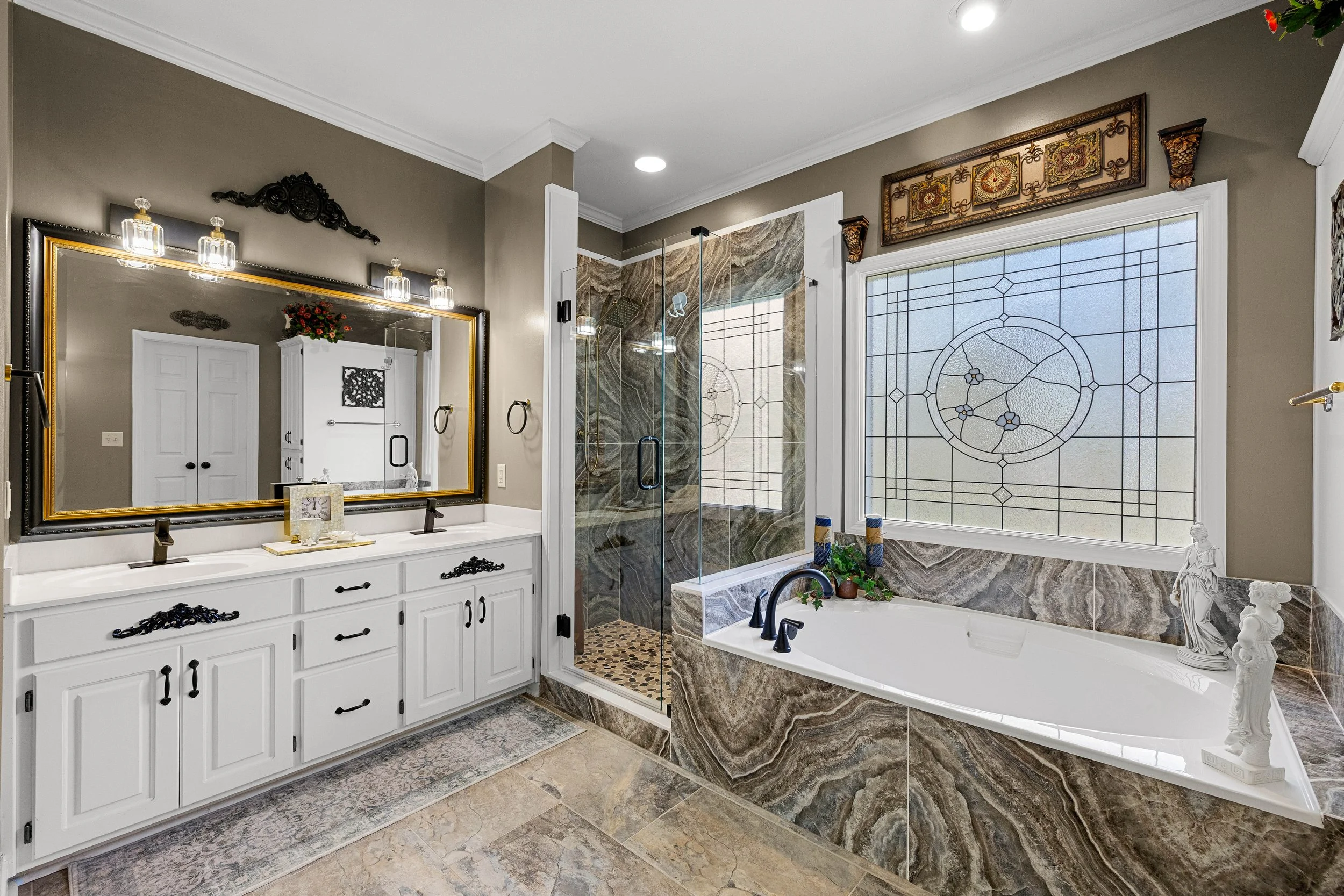 102 Canterbury Dr-43.jpg