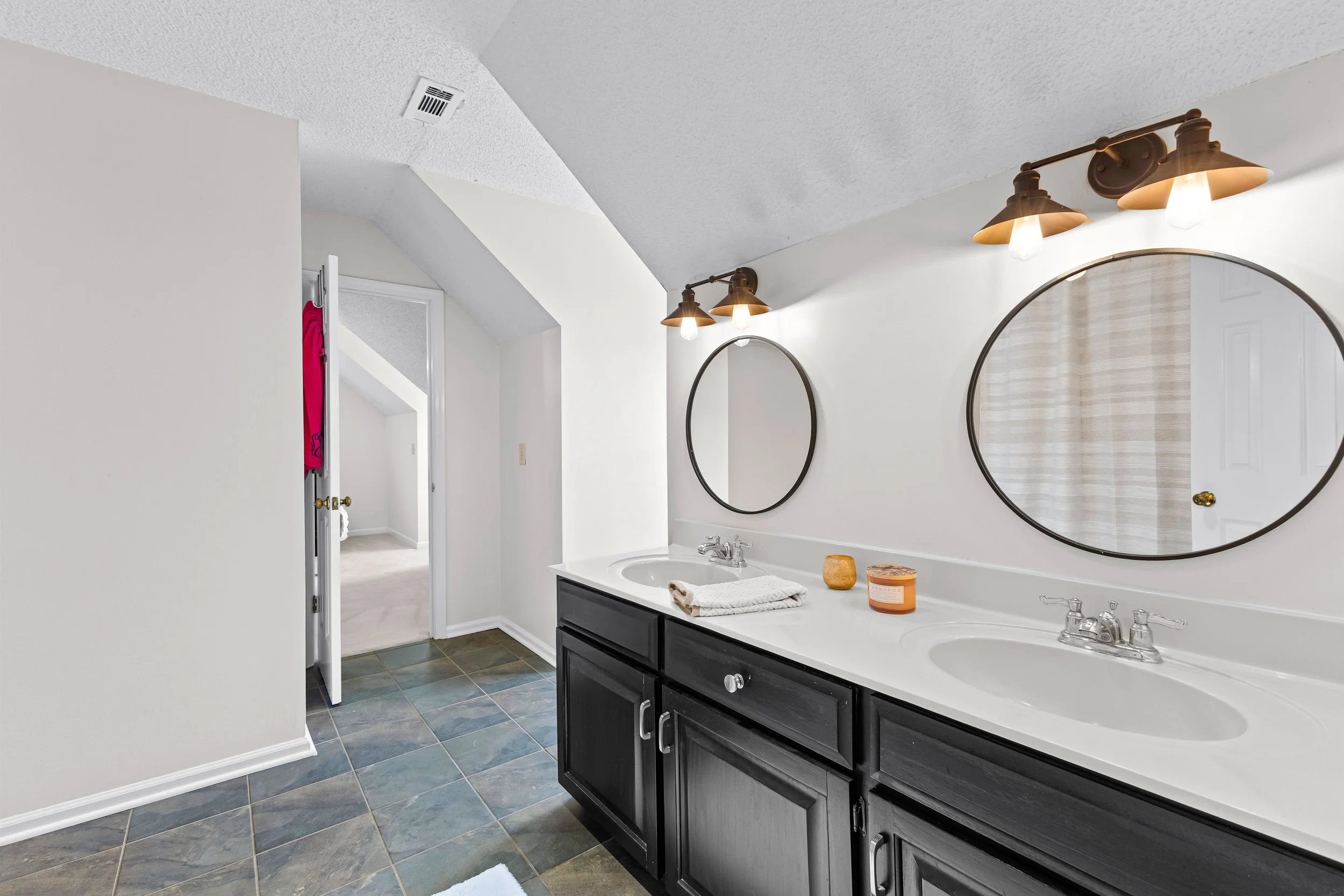 100 Merrill Dr-48.jpg