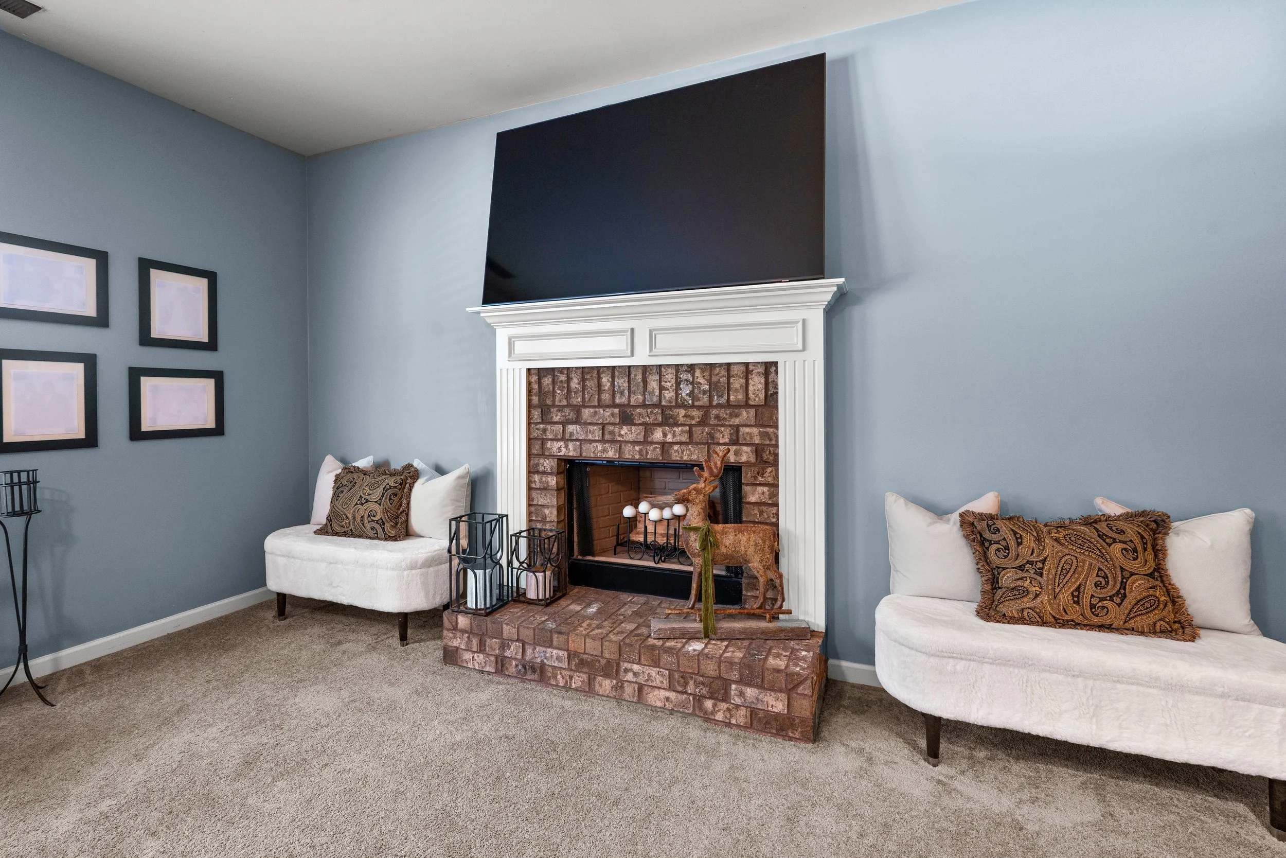 105 Renae L-97.jpg