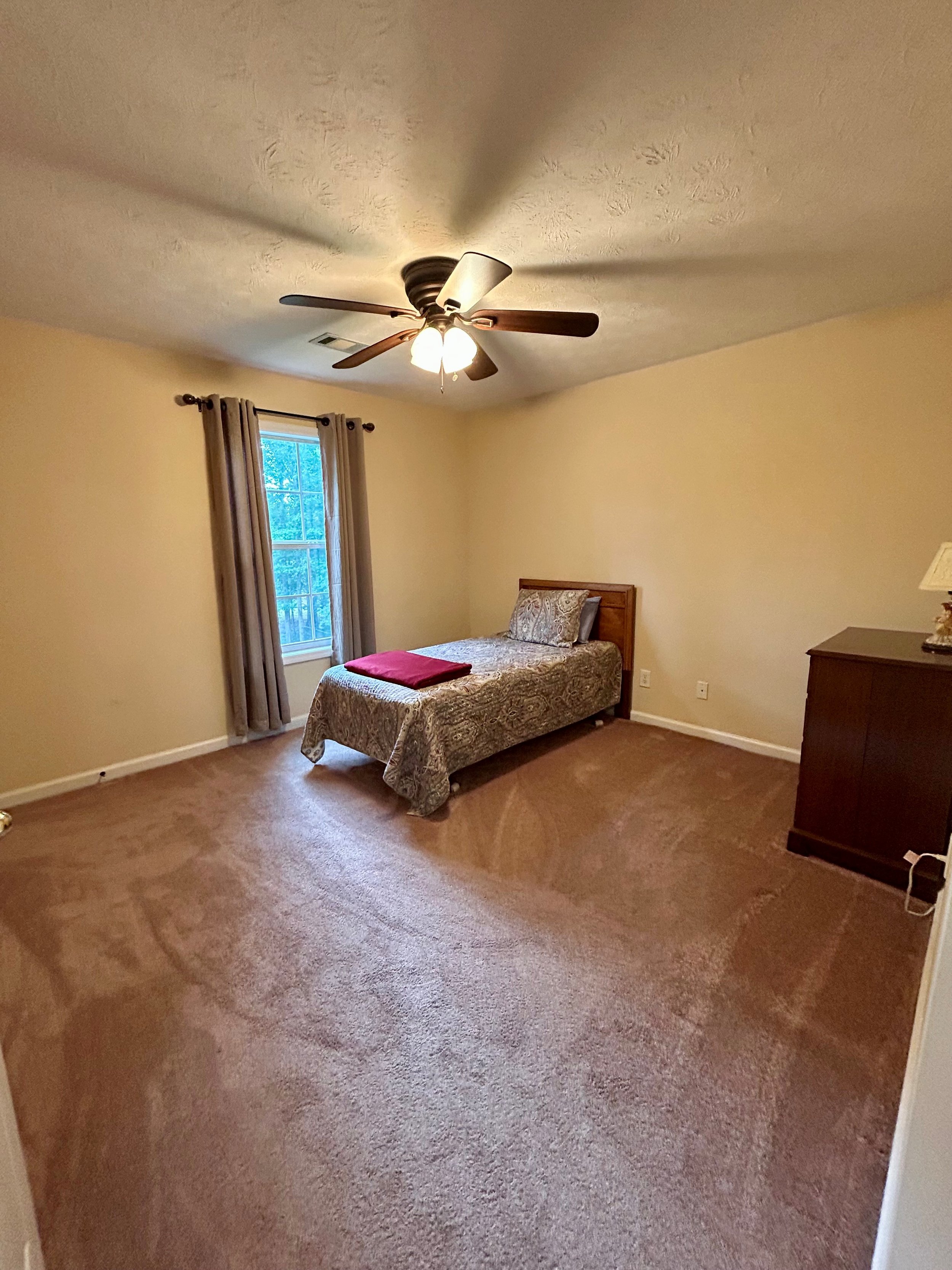 bed 1.2.jpg