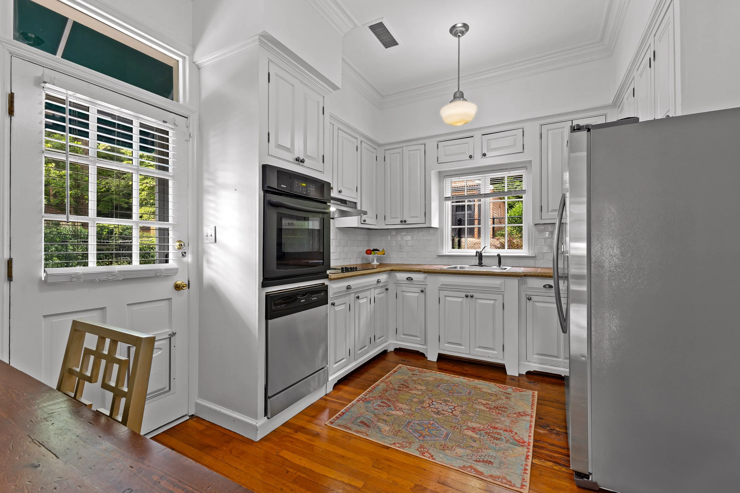 305 Waverly Way-21.jpg