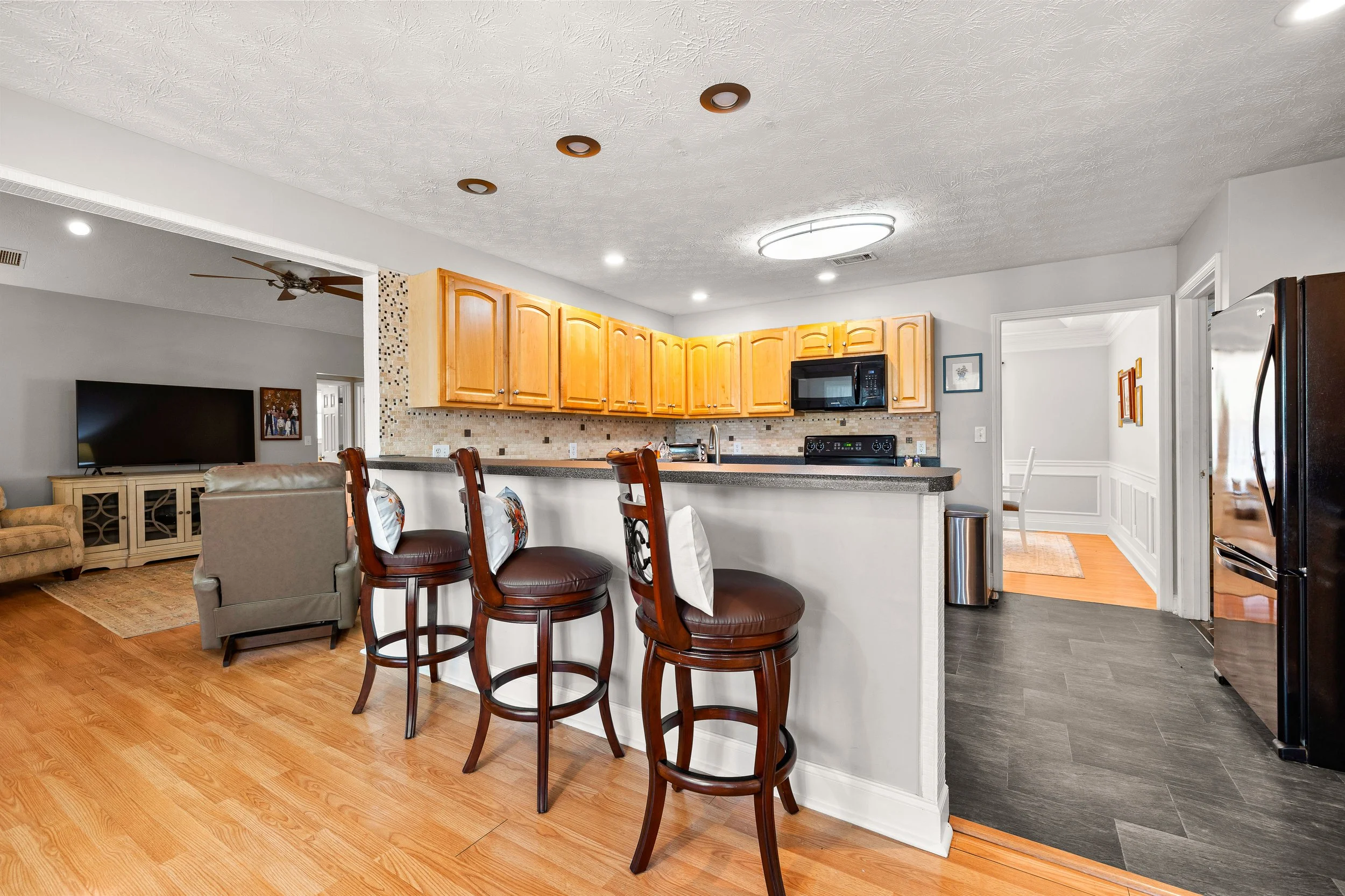 114 Copper Creek Dr-20.jpg