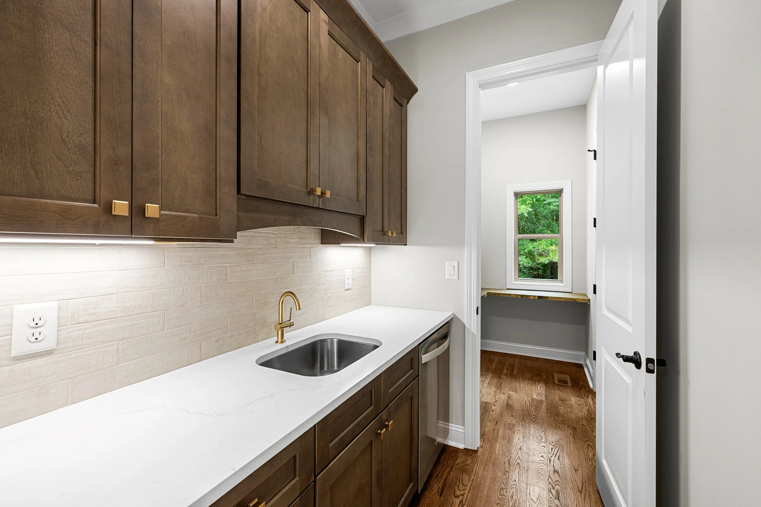 118 Sunny Point Cir-135.jpg