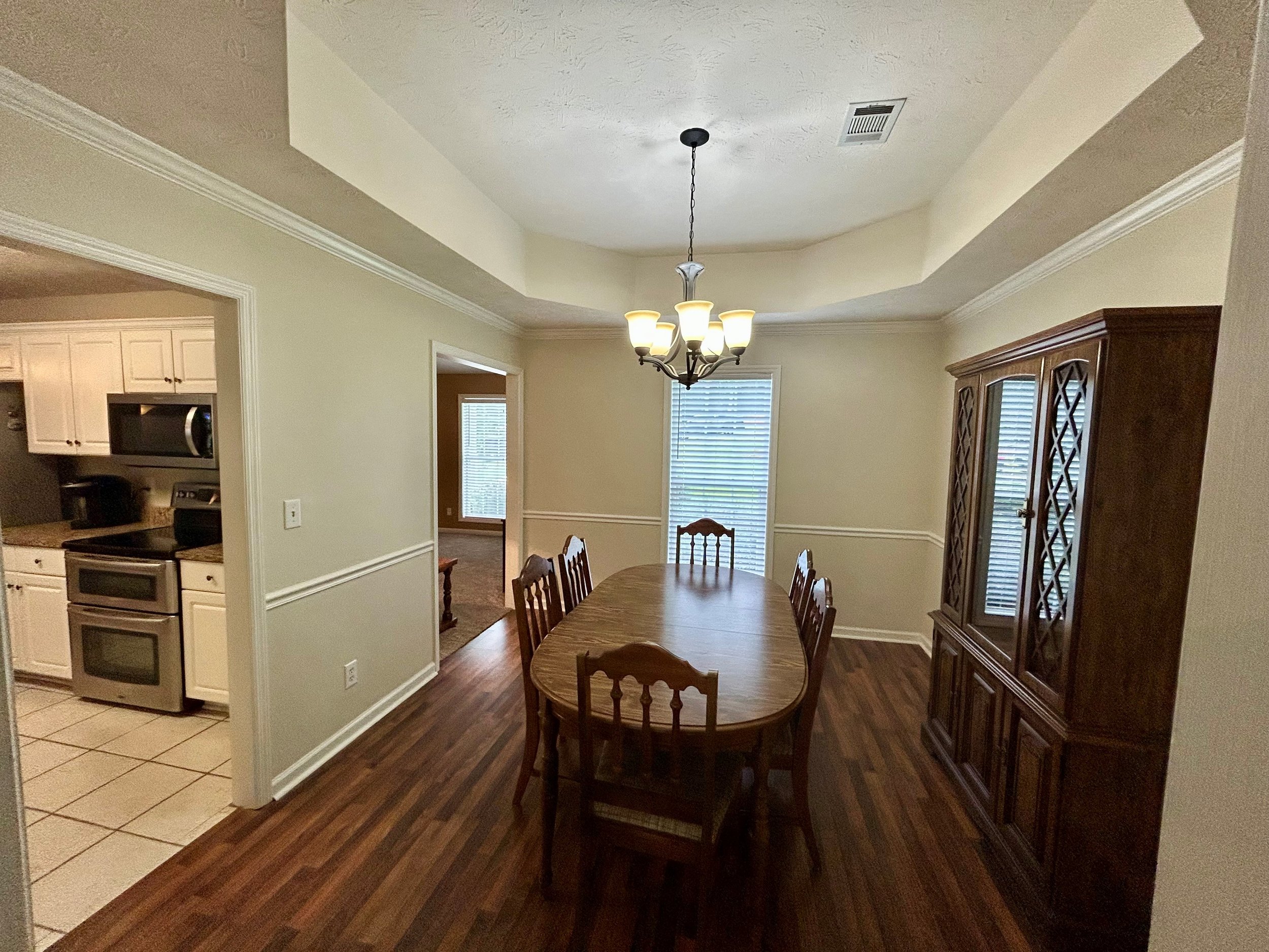 dining room.jpg