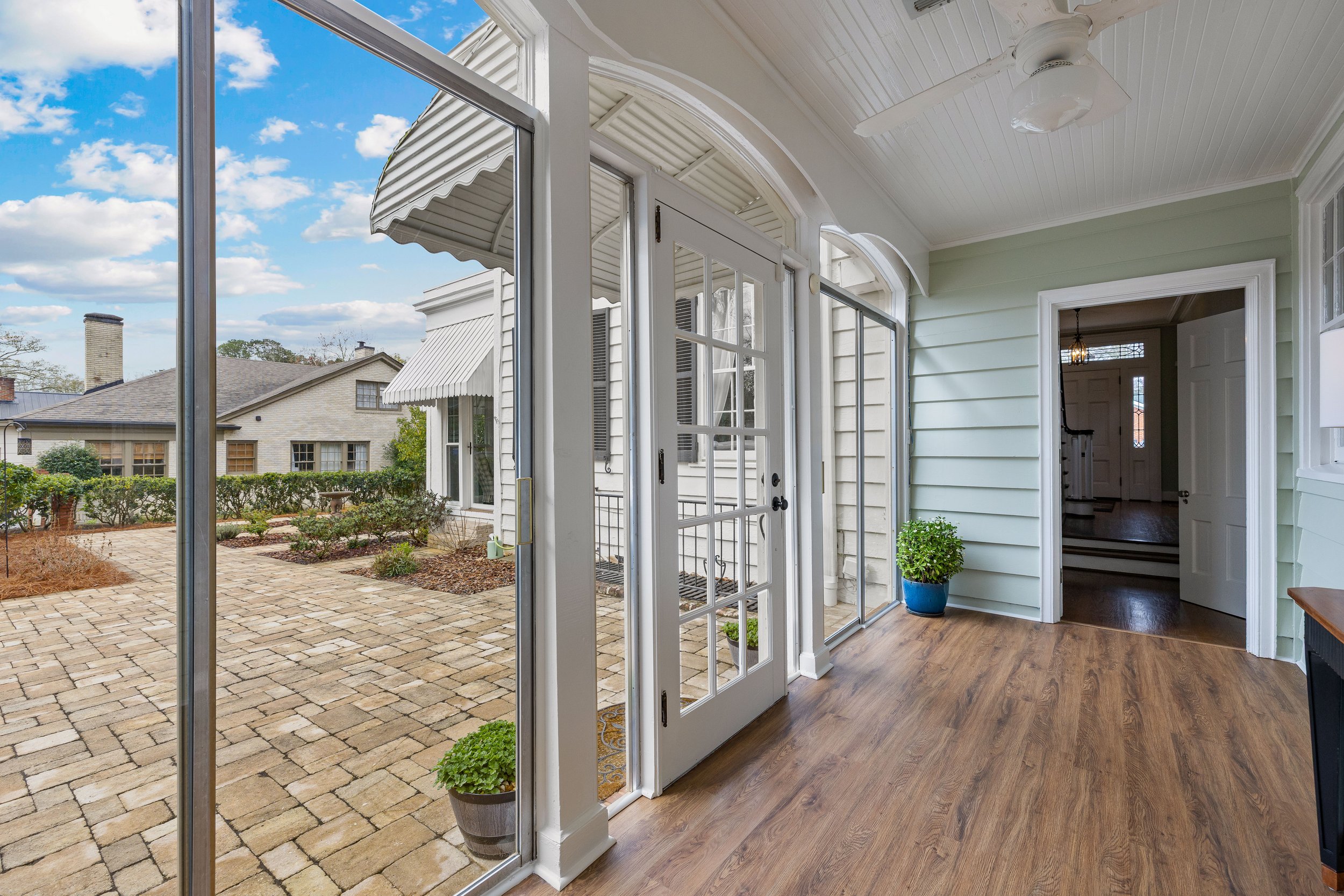 403 College Ave-43.jpg