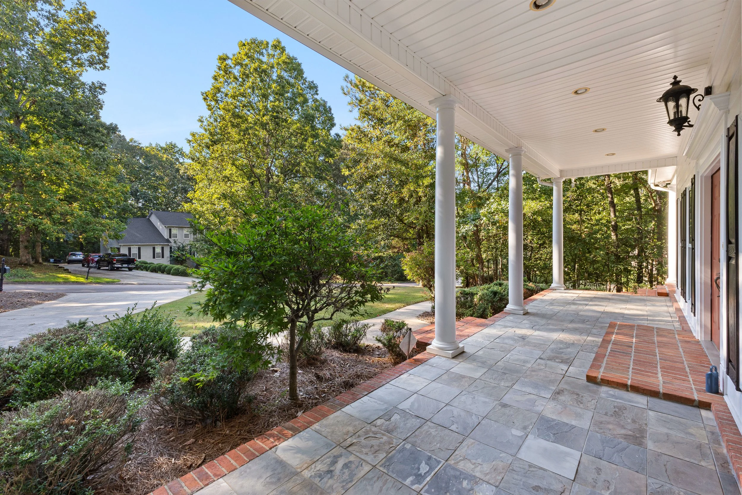 107 Cameron Pointe Dr-7.jpg