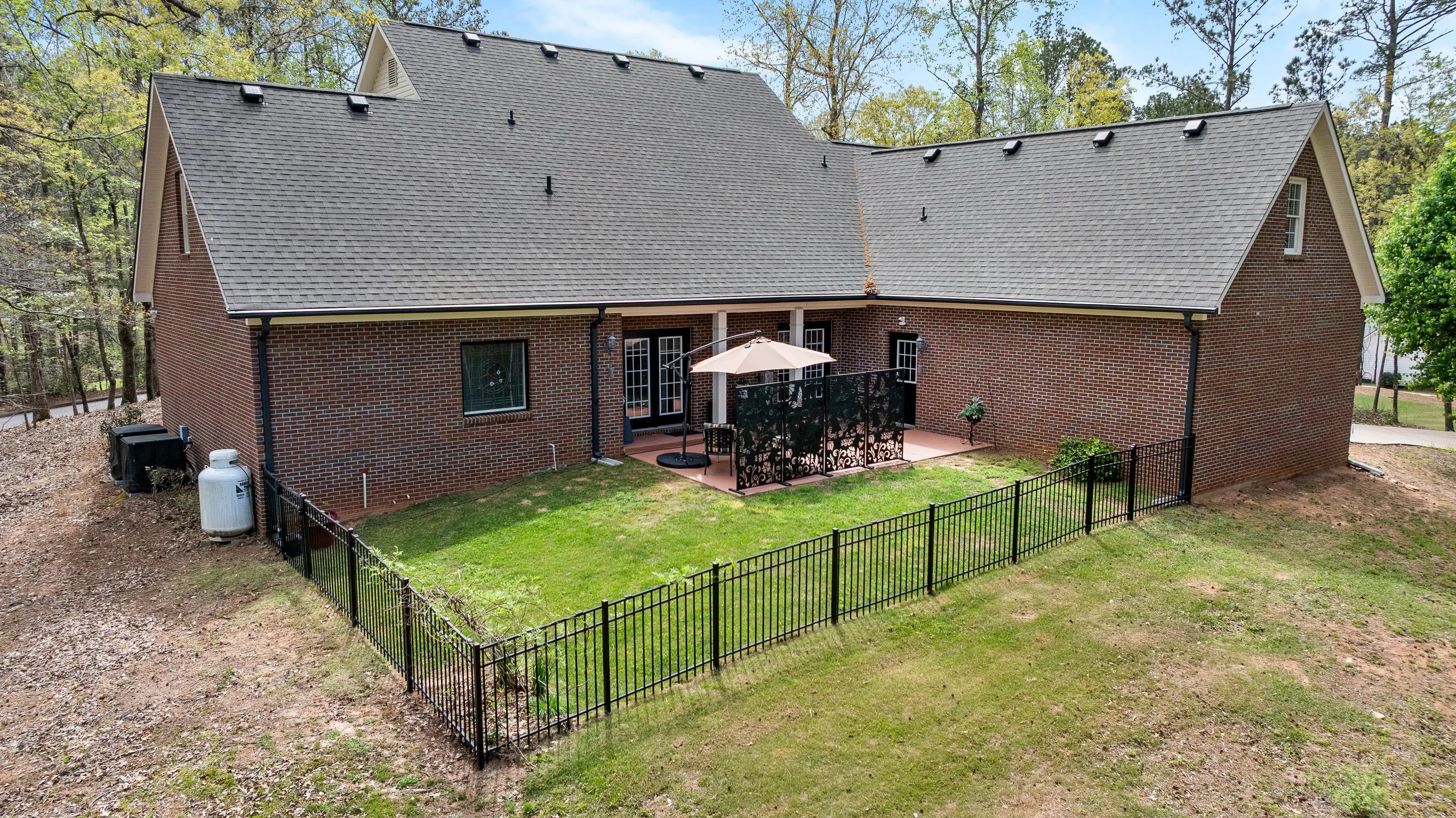 102 Canterbury Dr-72.jpg
