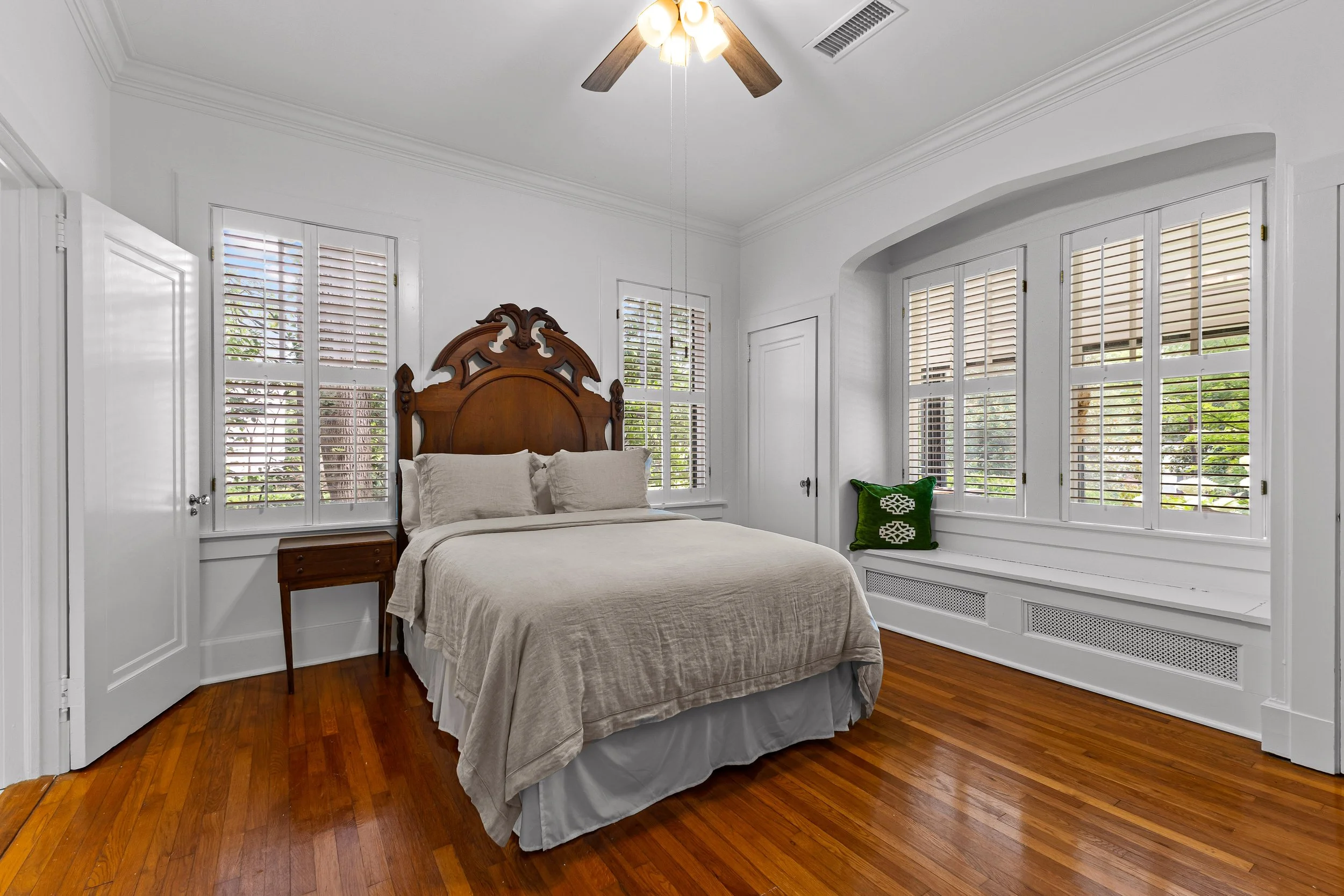 305 Waverly Way-39.jpg