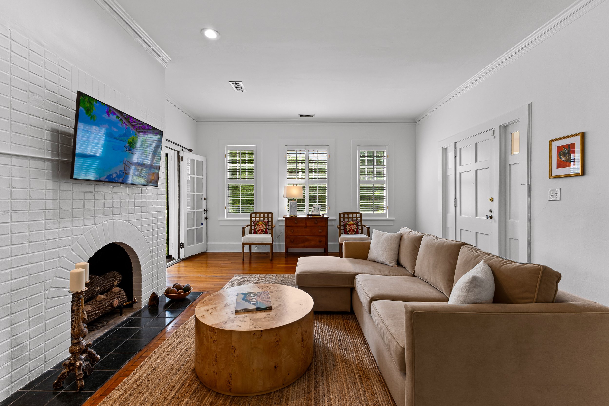 305 Waverly Way-8.jpg