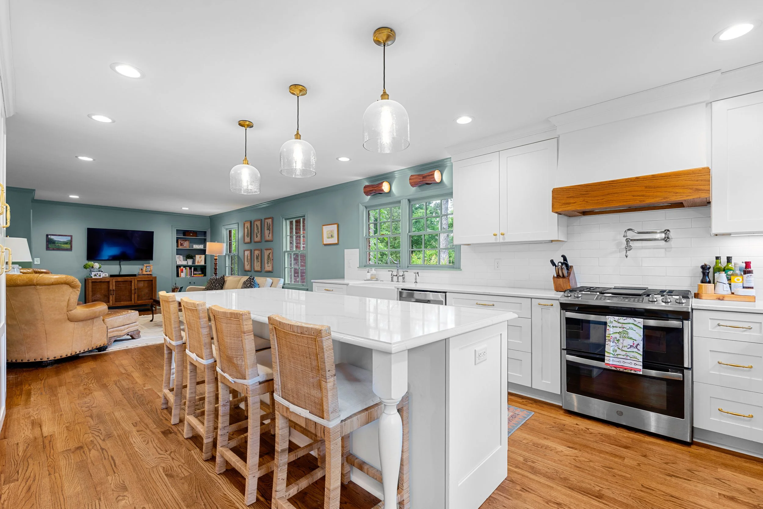 733 Azalea Dr-80.jpg