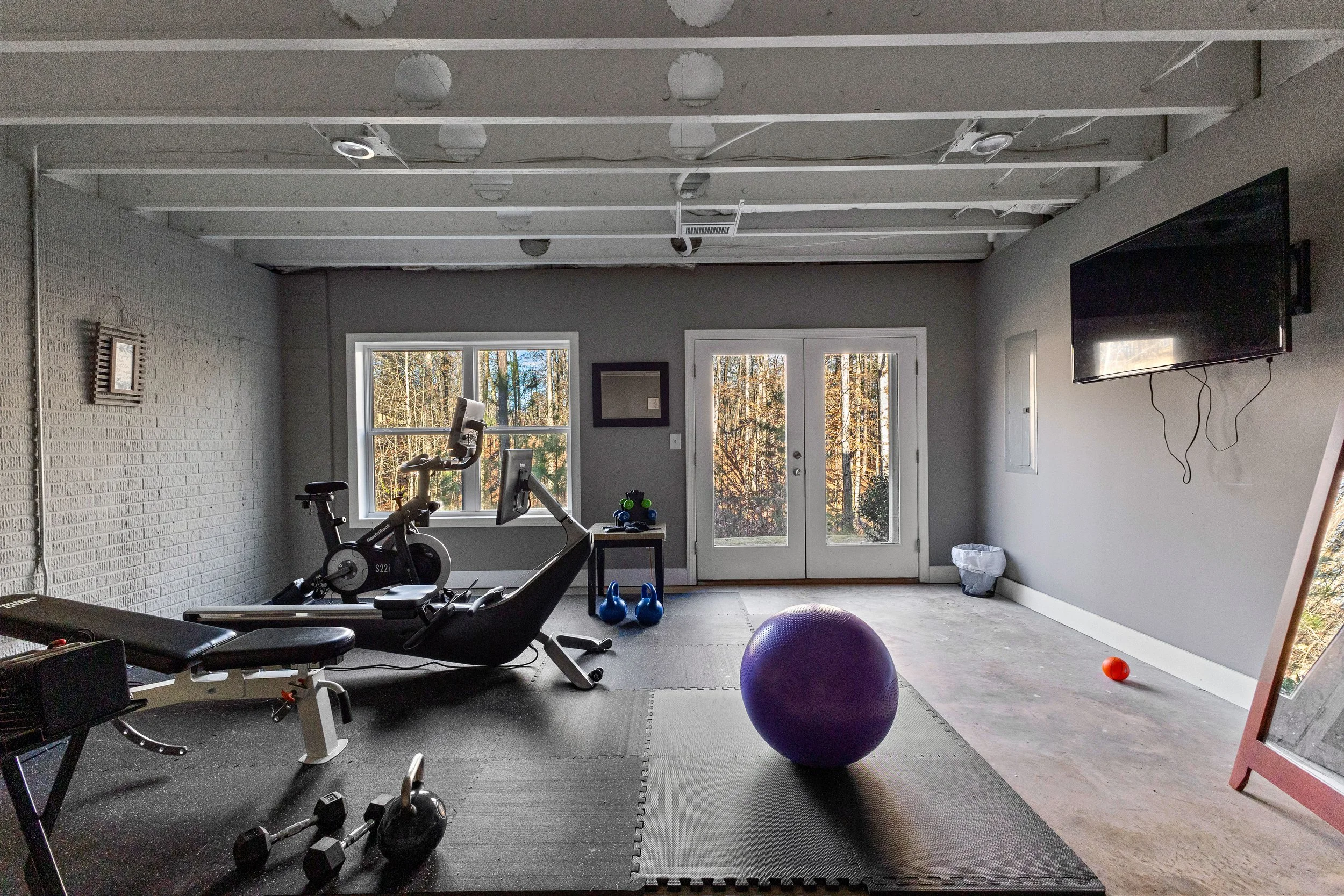 408 Longview Dr-62.jpg