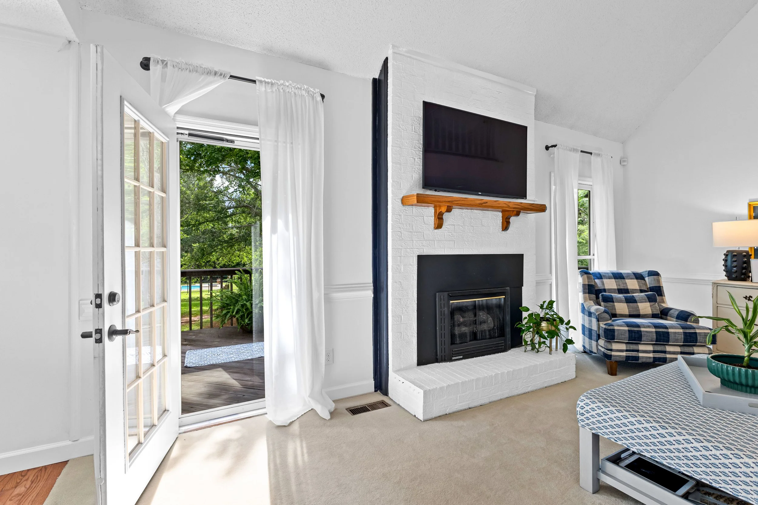 100 Merrill Dr-53.jpg