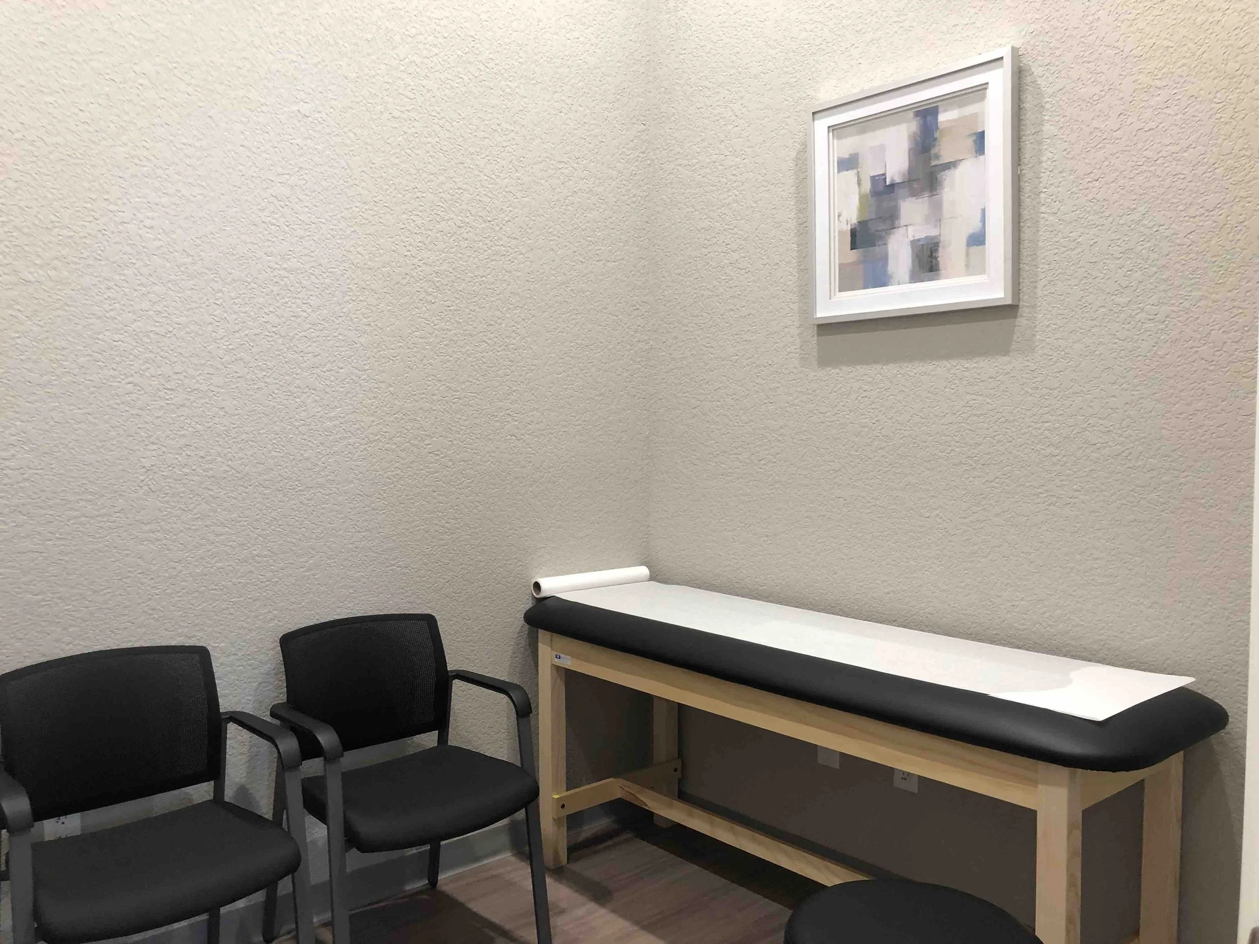 PWC, Suite 1104 - Pic #21 Exam Room.jpg