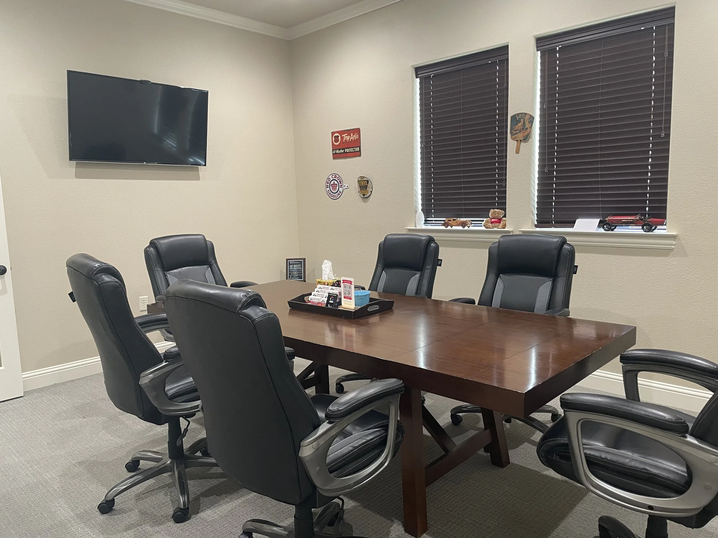 Office 1.jpeg
