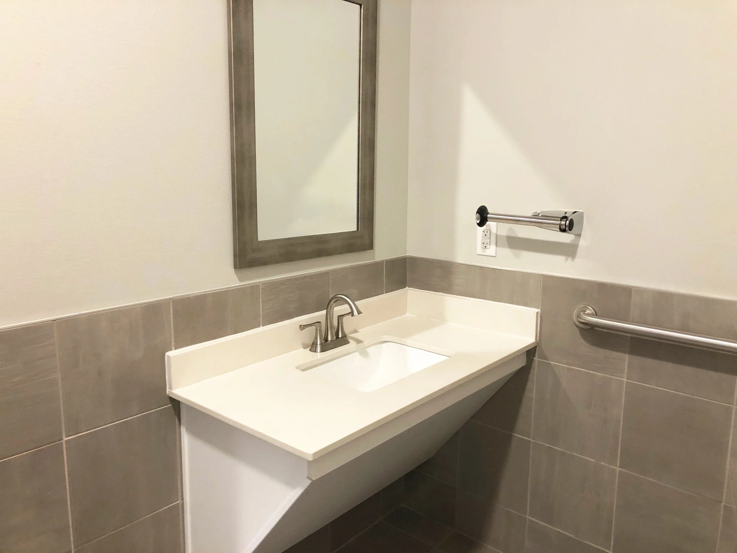 Restroom.jpg