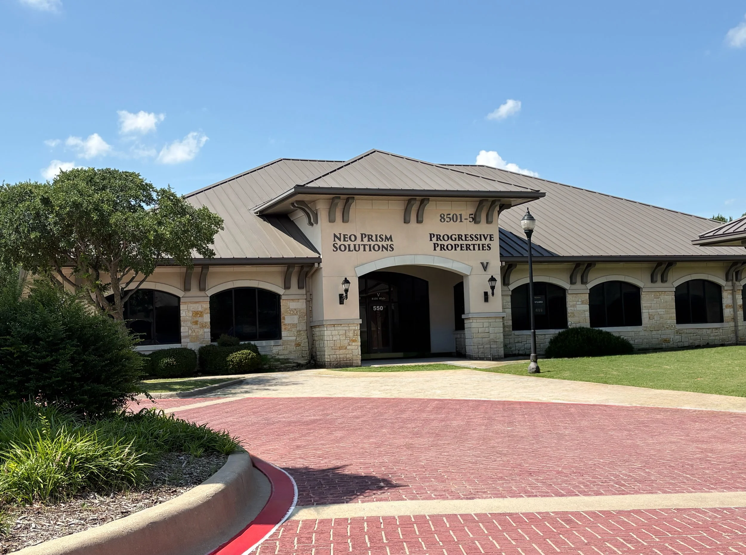 Exterior.ep.jpg
