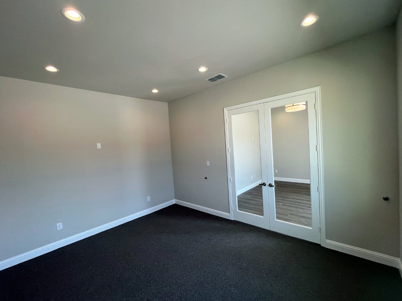 Office.jpg