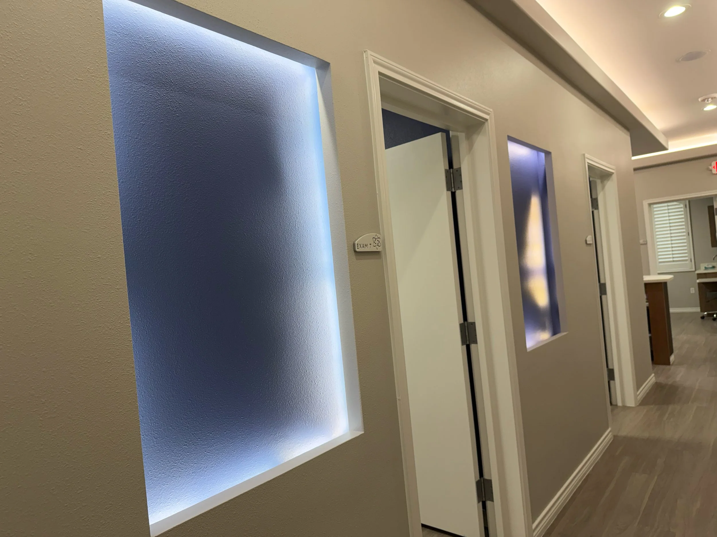 Hallway 2.jpg