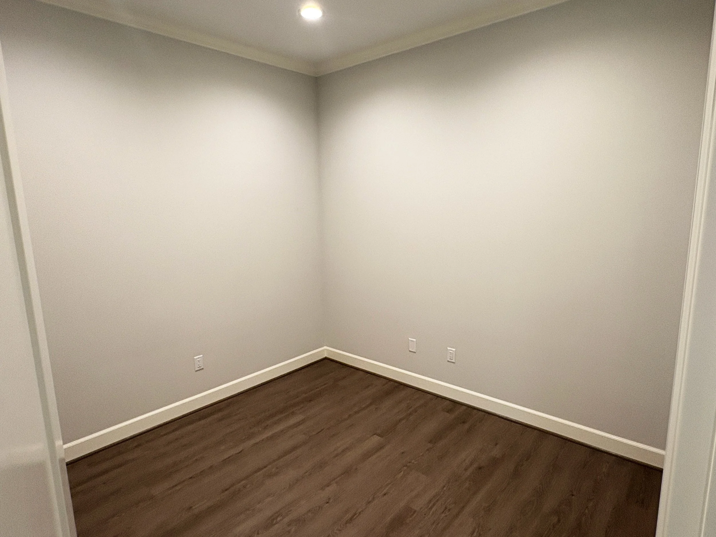 Office1.jpg