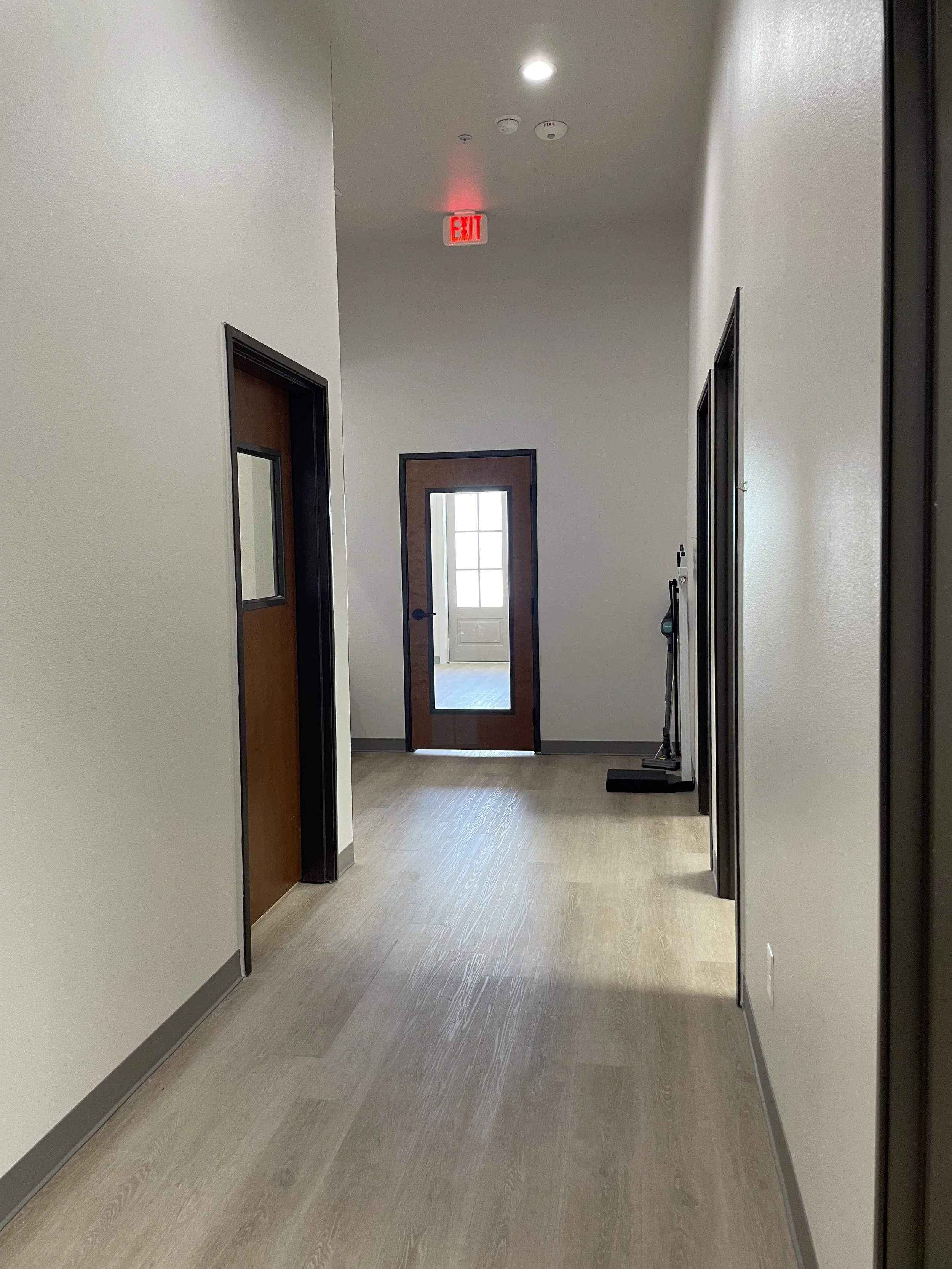 Suite 120 Hallway.jpeg