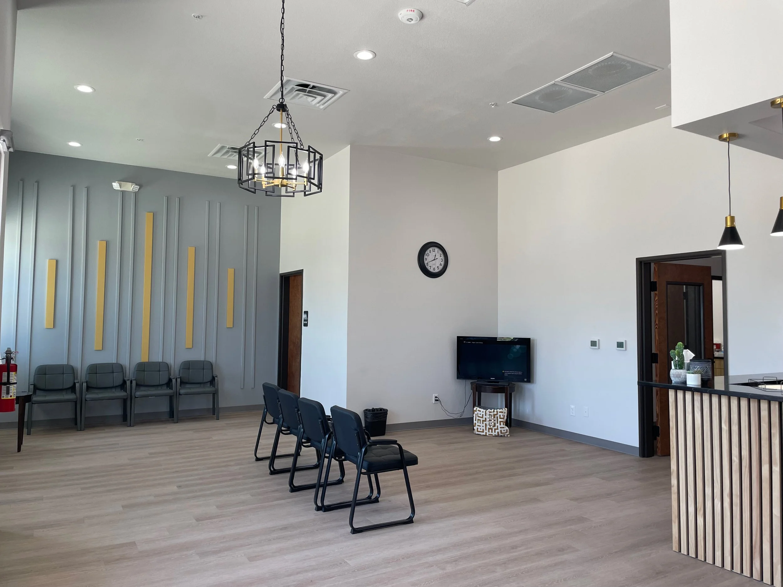 Suite 120 Waiting Area.ep.jpg