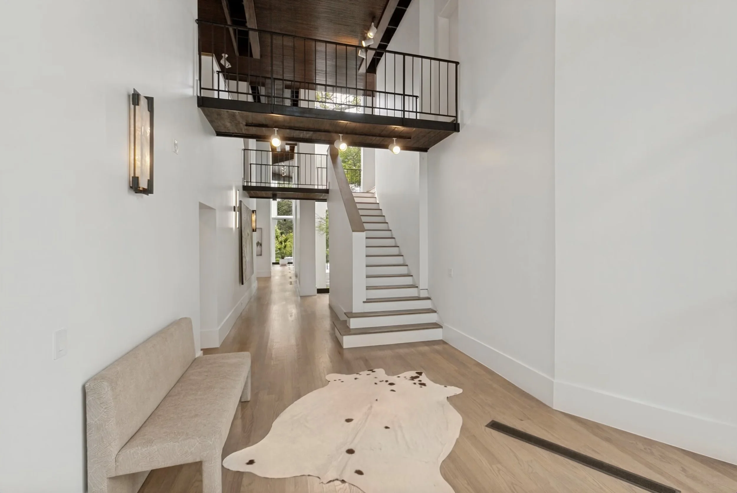 Hallway-Stairs-9930-strait-ln-dallas-tx.jpg
