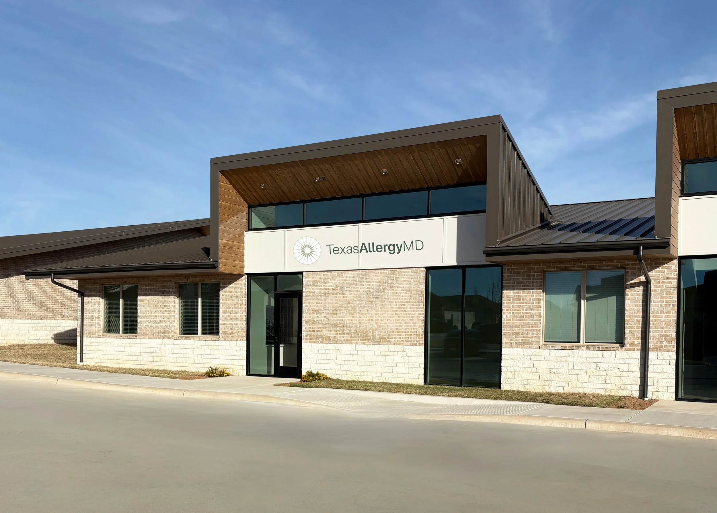 1302 Exterior.ep.cropped.jpg