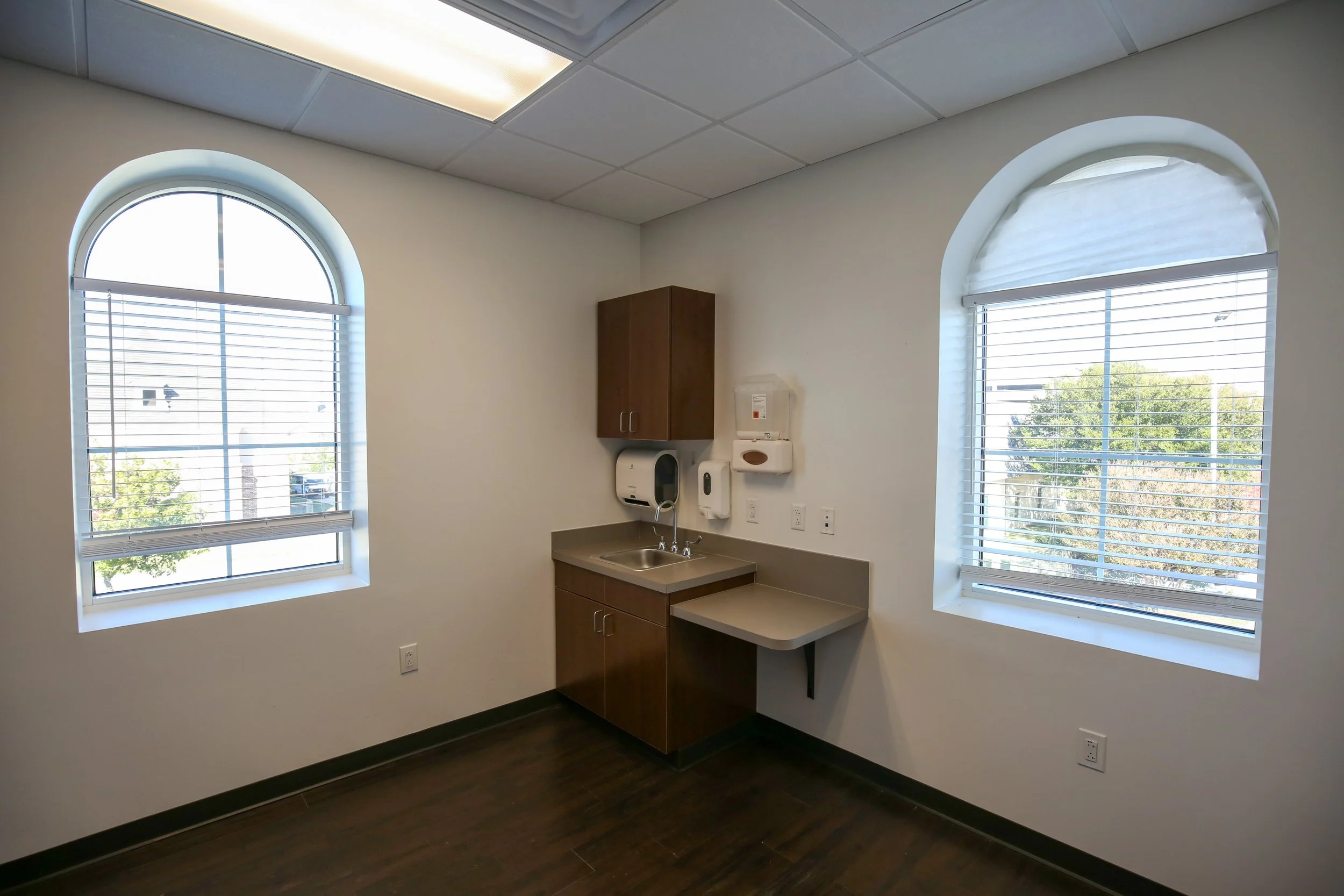 5550 Warren Parkway_Suite 220_Pateint Room 3.JPG