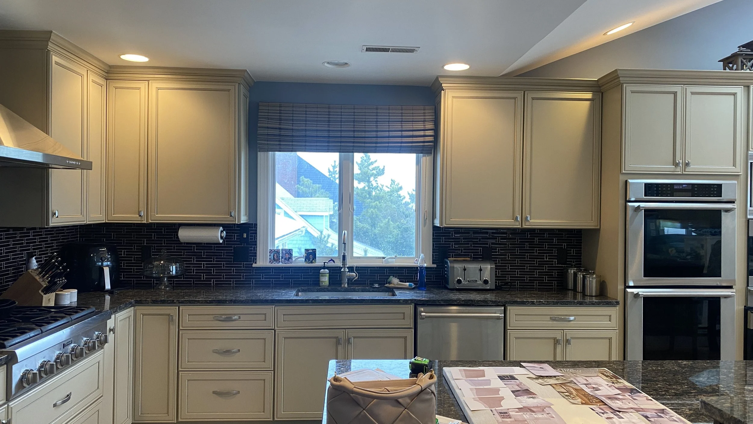 kitchen before images.jpg
